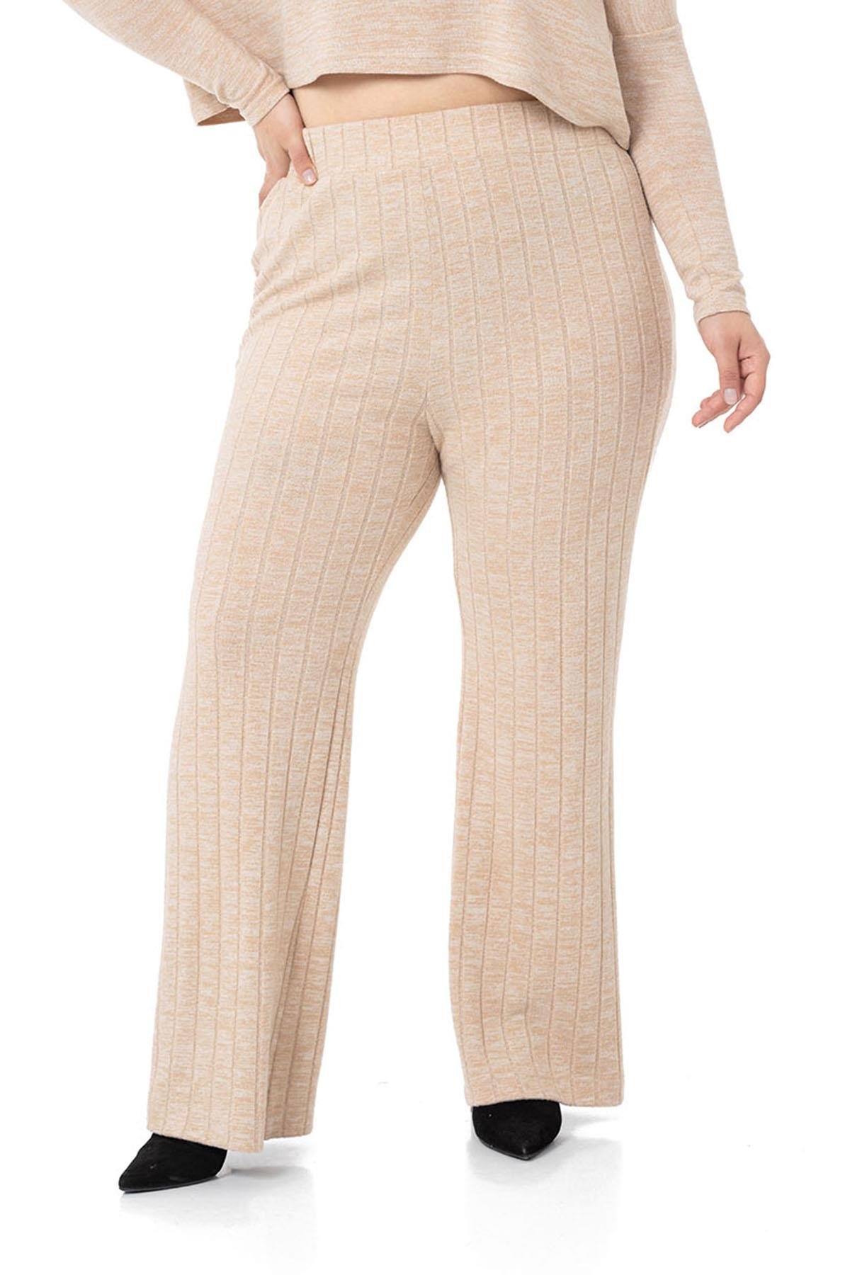 PantolonDISENTIS, DISENTIS MODEST, GENC BUYUK BEDEN, PANTOLON, TRIKO PANTOLONDISENTIS MODESTBüyük Beden Geniş Paça Beli Lastikli Fitilli Triko Bej Rengi Pantolon