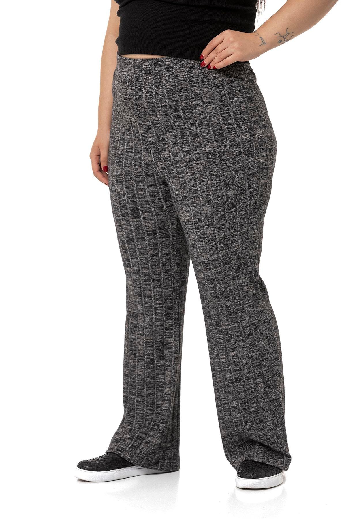 PantolonDISENTIS, DISENTIS MODEST, GENC BUYUK BEDEN, PANTOLON, TRIKO PANTOLONDISENTIS MODESTBüyük Beden Geniş Paça Beli Lastikli Fitilli Triko Siyah Pantolon