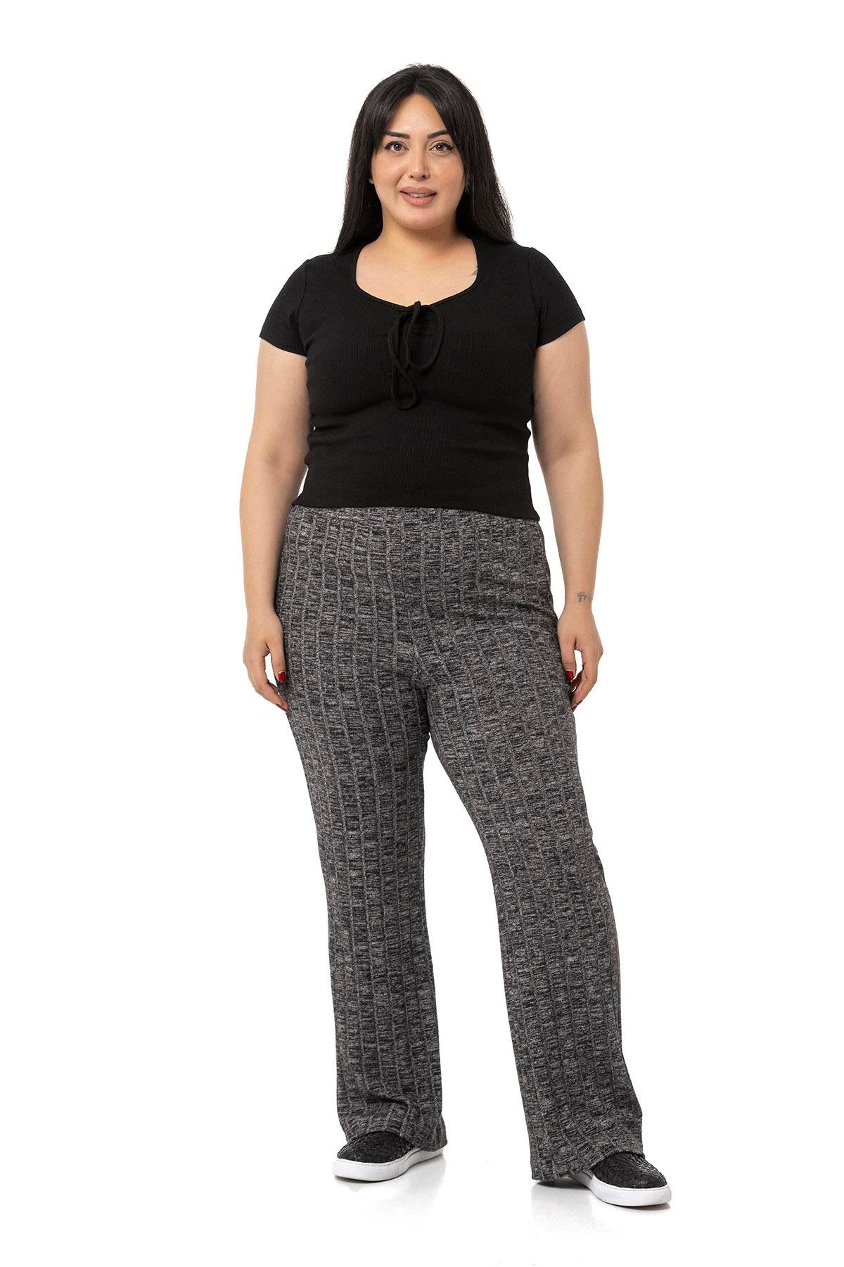 PantolonDISENTIS, DISENTIS MODEST, GENC BUYUK BEDEN, PANTOLON, TRIKO PANTOLONDISENTIS MODESTBüyük Beden Geniş Paça Beli Lastikli Fitilli Triko Siyah Pantolon