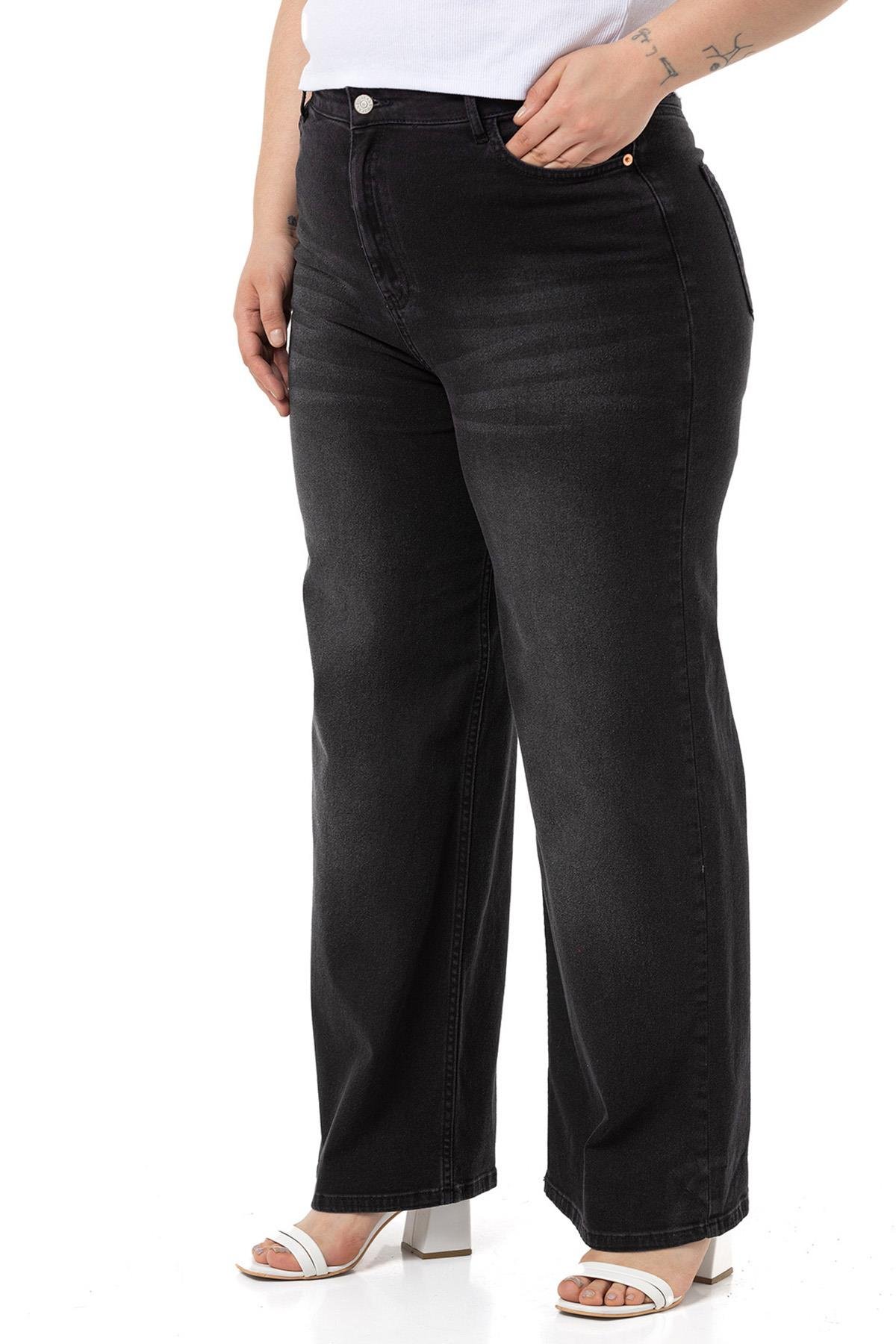 PantsDisentis Modest Büyük Beden Yüksek Bel Geniş Paça Siyah Denim PantolonDISENTIS MODESTBüyük Beden Yüksek Bel Geniş Paça Siyah Denim Pantolon