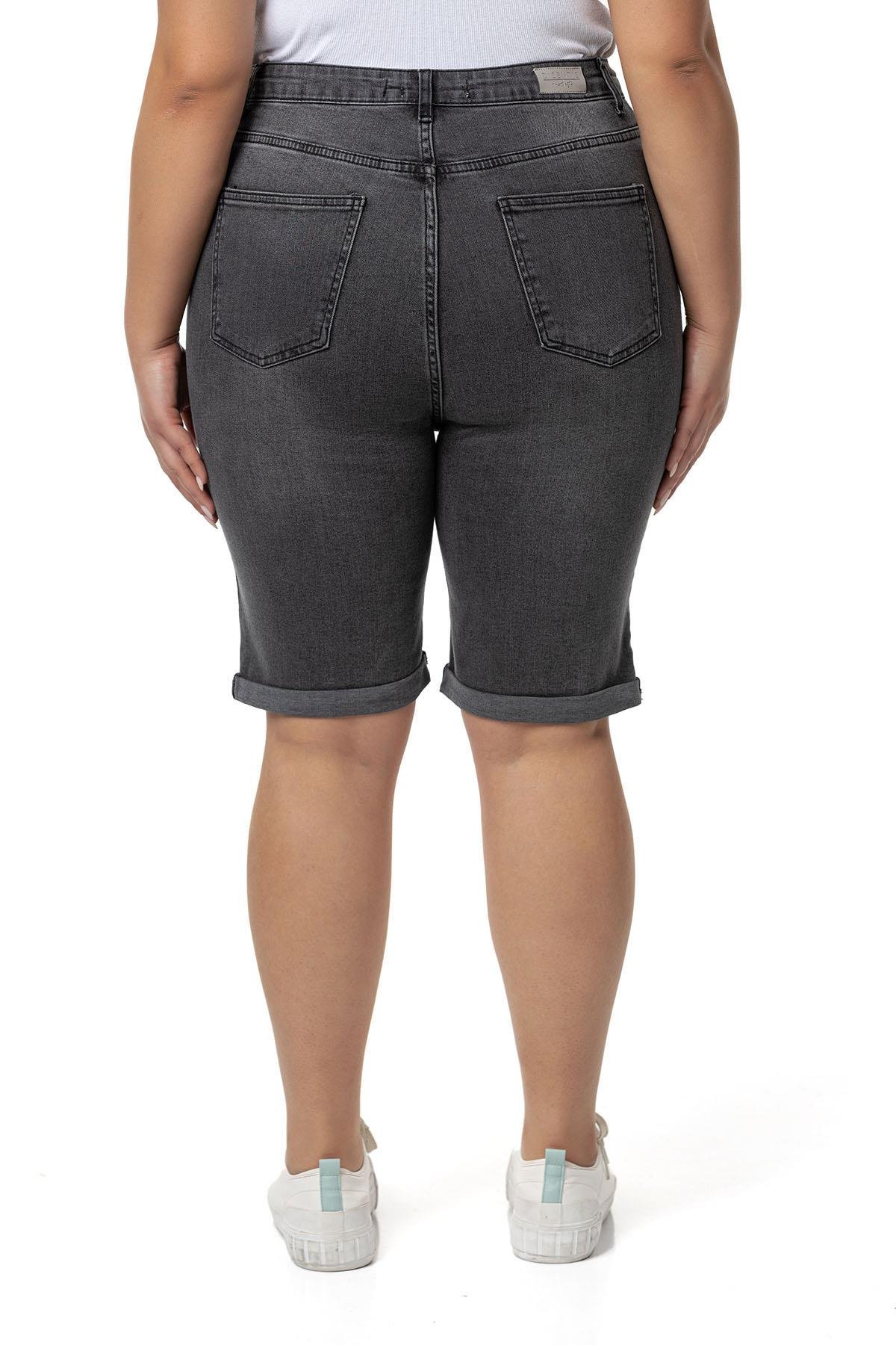 Şort | BermudaDisentis Modest Büyük Beden Paçası Katlamalı Beş Cepli Denim Antrasit ŞortDISENTIS MODESTBüyük Beden Paçası Katlamalı Beş Cepli Denim Antrasit Şort