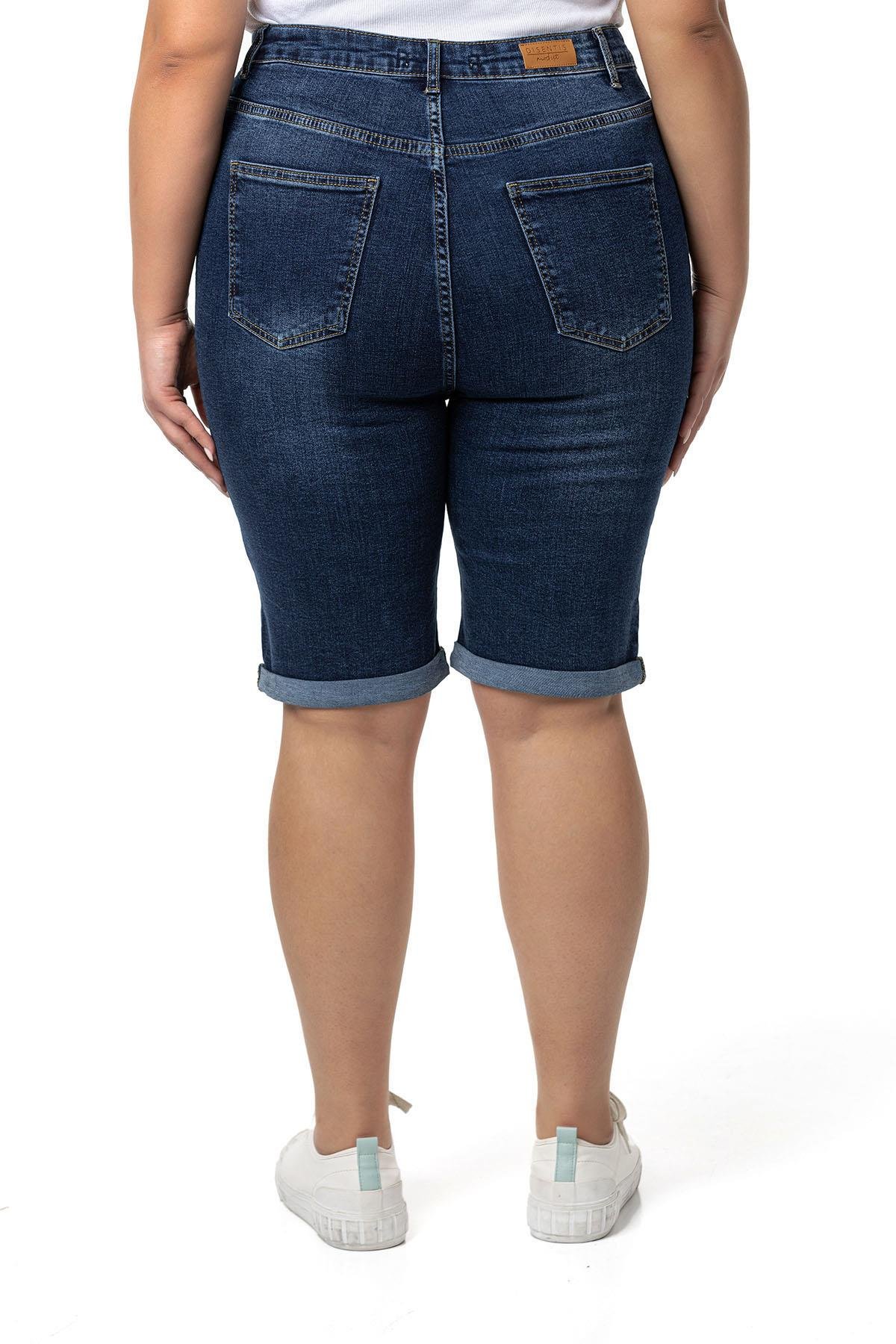 ShortsDisentis Modest Büyük Beden Paçası Katlamalı Beş Cepli Denim Lacivert ŞortDISENTIS MODESTBüyük Beden Paçası Katlamalı Beş Cepli Denim Lacivert Şort