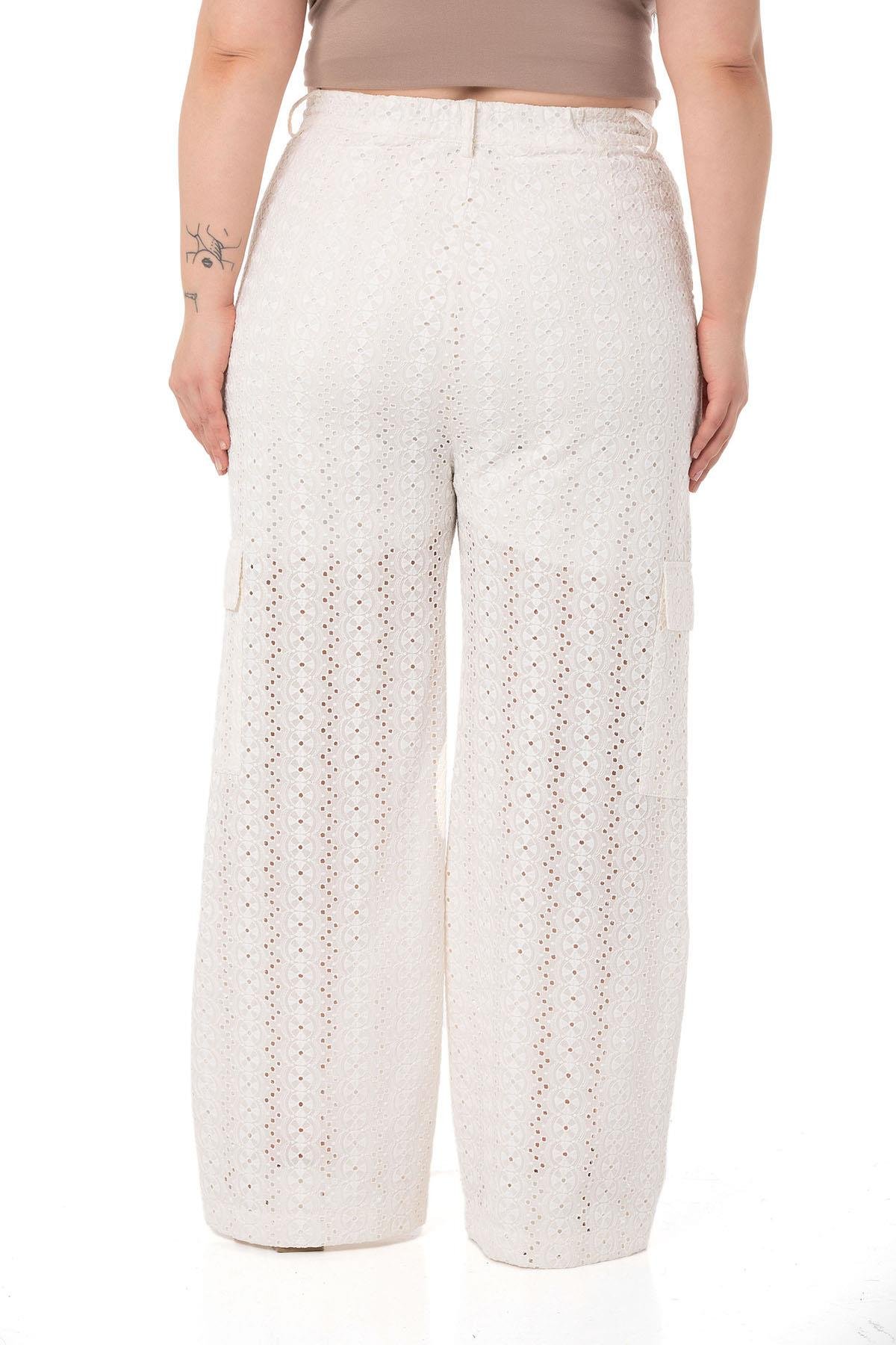 TEK KALANLARDisentis Modest Sıfır Kol Kapüşonlu Crop Bluz ve Maksi Boy Düğme Süslemeli Dar Etek Mint İkili TakımDISENTIS MODESTBüyük Beden Arkası Lastikli Yarım Astarlı Boru Paça Beyaz Pantolon