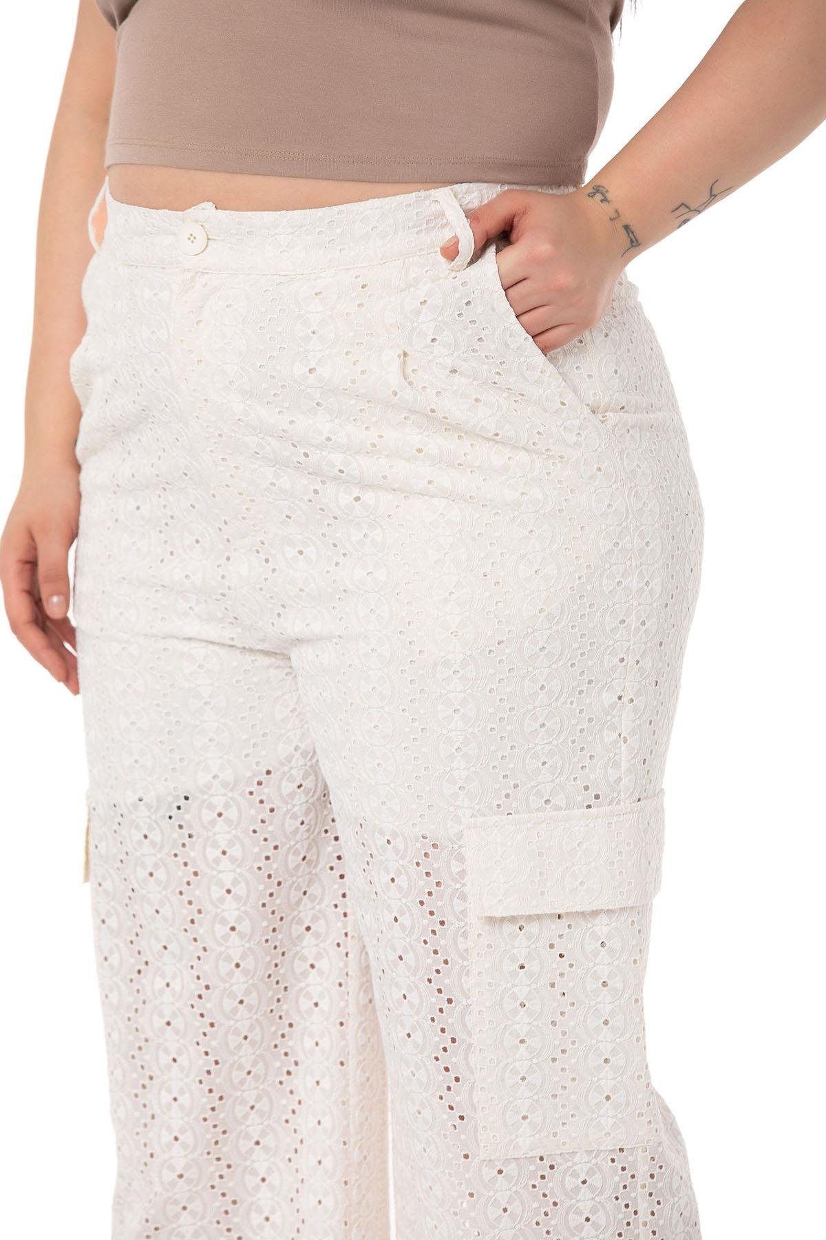 TEK KALANLARDisentis Modest Sıfır Kol Kapüşonlu Crop Bluz ve Maksi Boy Düğme Süslemeli Dar Etek Mint İkili TakımDISENTIS MODESTBüyük Beden Arkası Lastikli Yarım Astarlı Boru Paça Beyaz Pantolon