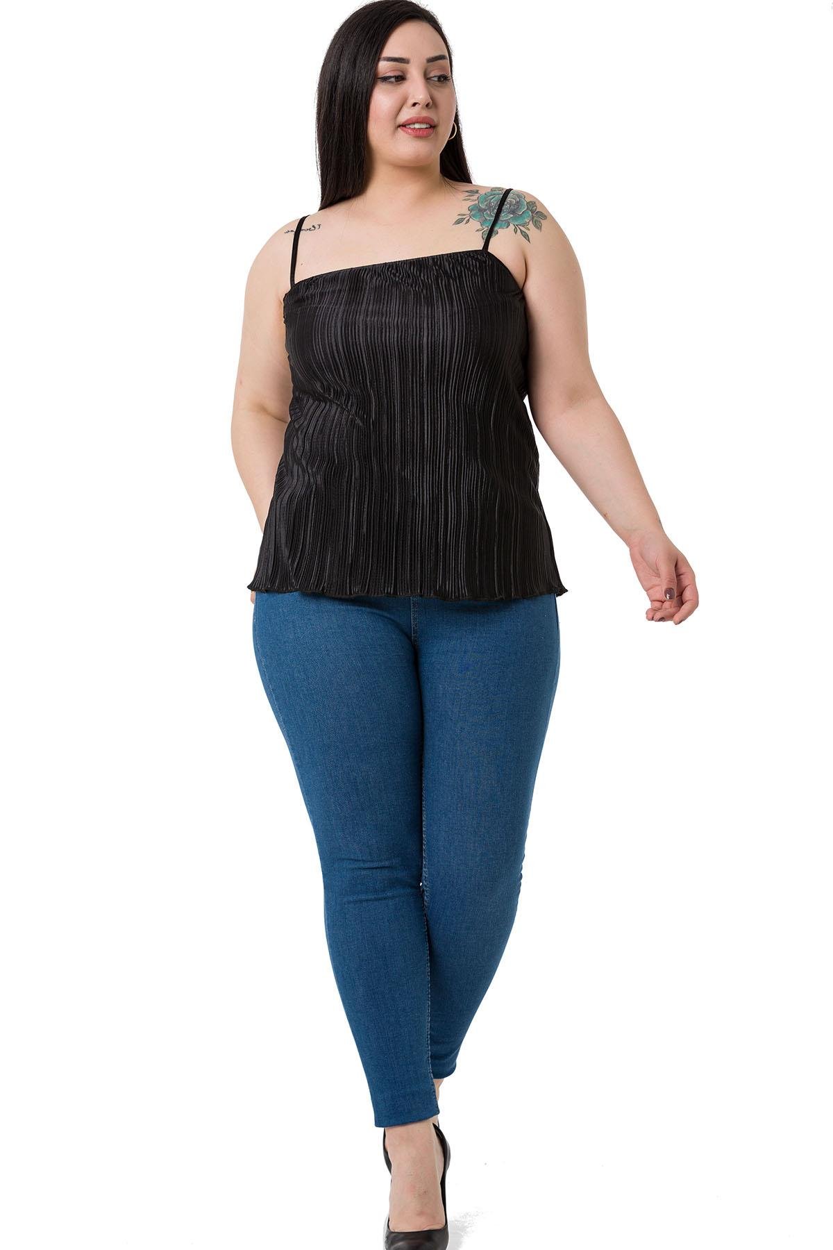 TEK KALANLARDisentis Modest Ayarlanabilir İp Askılı Kraşlı Saten Siyah Bluz DISENTIS MODESTBüyük Beden Ayarlanabilir İp Askılı Kraşlı Saten Siyah Bluz 