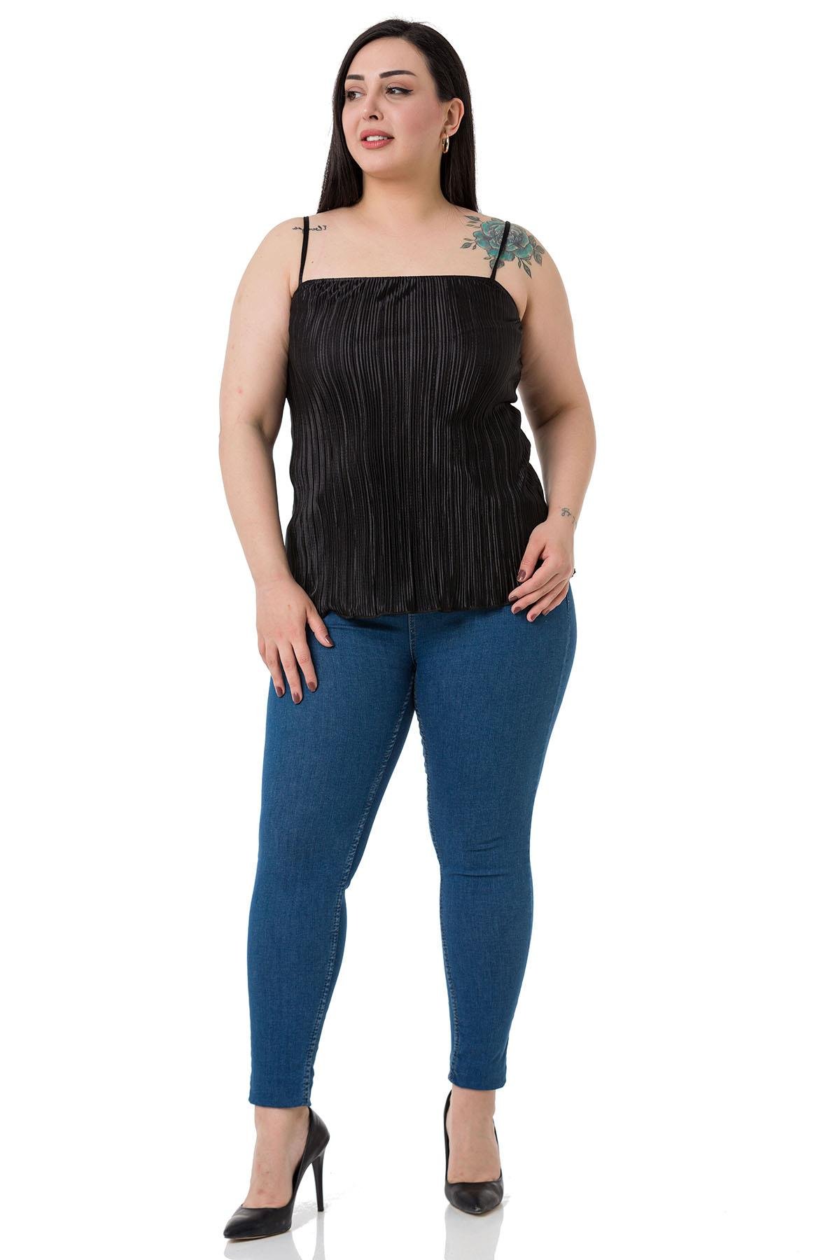 TEK KALANLARDisentis Modest Ayarlanabilir İp Askılı Kraşlı Saten Siyah Bluz DISENTIS MODESTBüyük Beden Ayarlanabilir İp Askılı Kraşlı Saten Siyah Bluz 