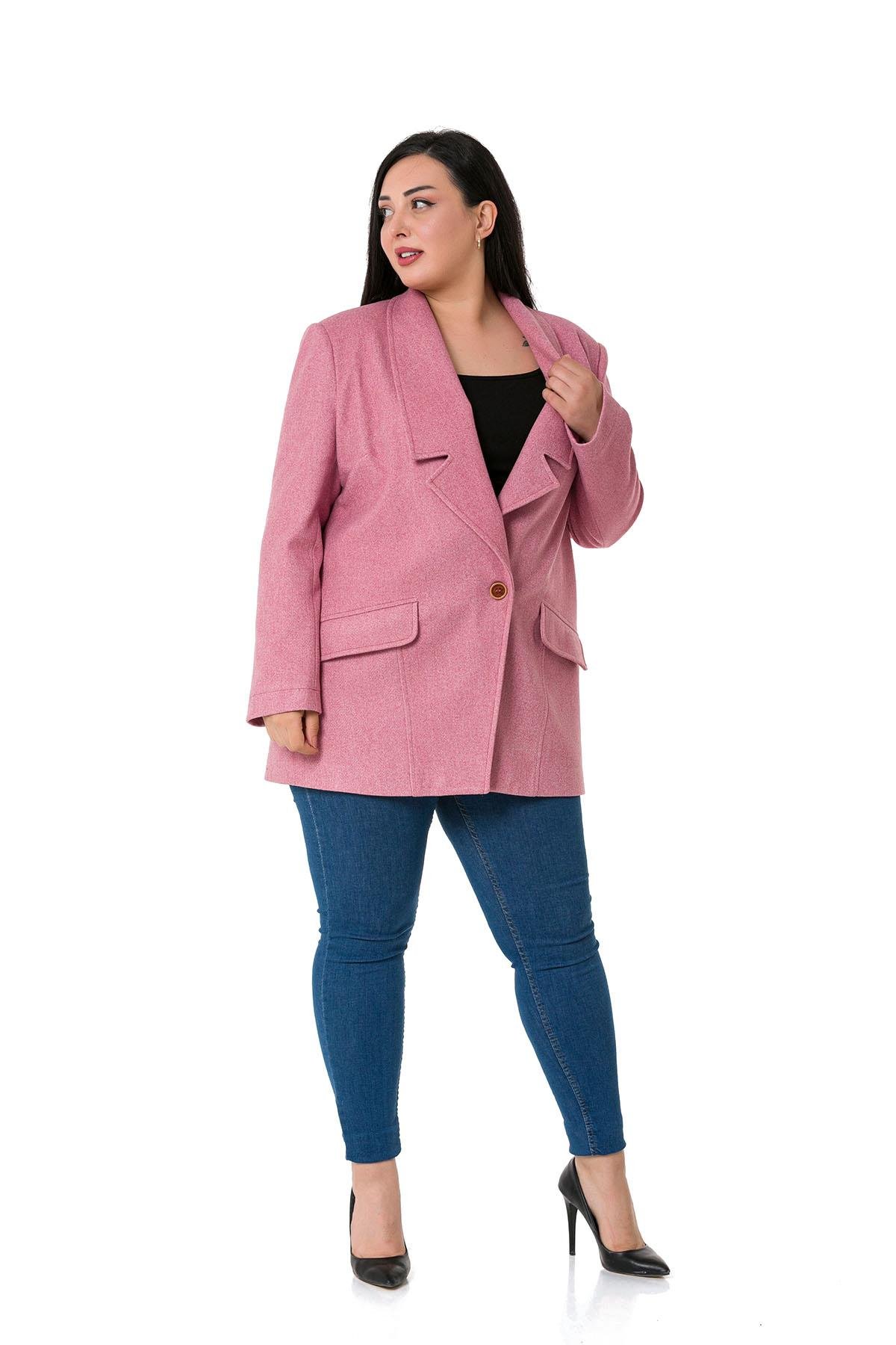 TEK KALANLARDisentis Modest Geniş Yaka Tek Düğmeli Astarlı Kaşe Pembe Ceket DISENTIS MODESTBüyük Beden Geniş Yaka Tek Düğmeli Astarlı Kaşe Pembe Ceket 