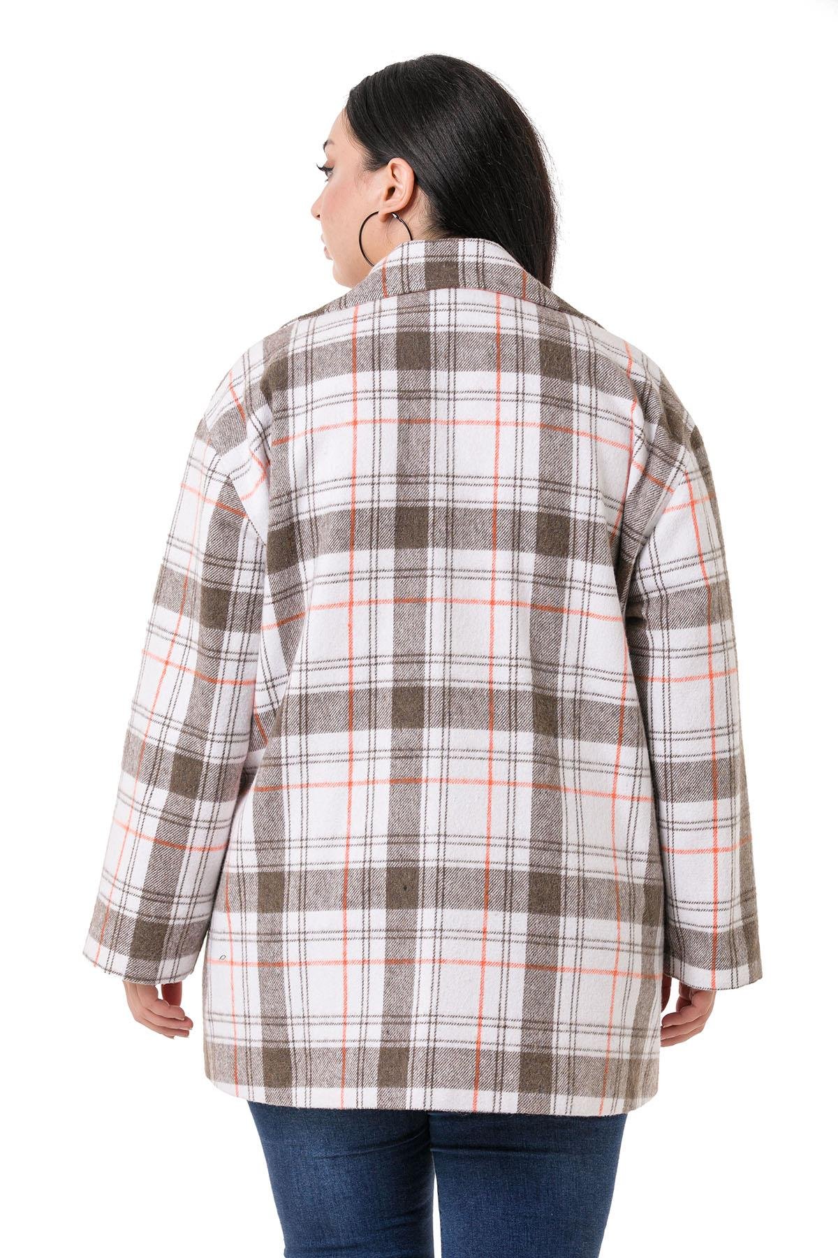 TEK KALANLARDisentis Modest Gömlek Yaka Dört Cepli Oduncu Model Astarlı Krem Ceket DISENTIS MODESTBüyük Beden Gömlek Yaka Dört Cepli Oduncu Model Astarlı Krem Ceket 