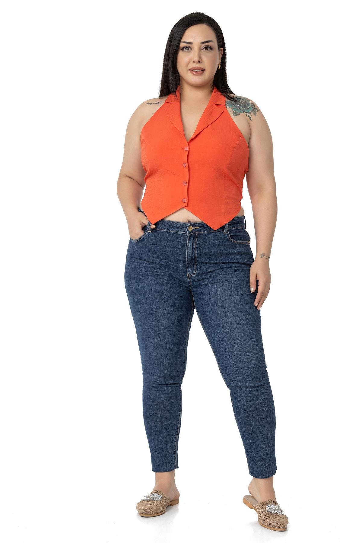 TEK KALANLARBüyük Beden Gömlek Yaka Sırtı Gipeli ve Astarlı Mini Oranj YelekDISENTIS MODESTBüyük Beden Gömlek Yaka Sırtı Gipeli ve Astarlı Mini Oranj Yelek