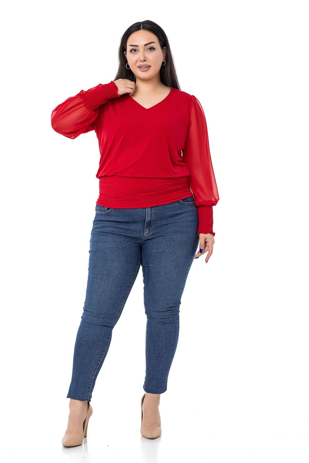 TEK KALANLARBüyük Beden V Yaka Kolları Şifon Beli ve Kol Ağzı Gipeli Kırmızı BluzDISENTIS MODESTBüyük Beden V Yaka Kolları Şifon Beli ve Kol Ağzı Gipeli Kırmızı Bluz