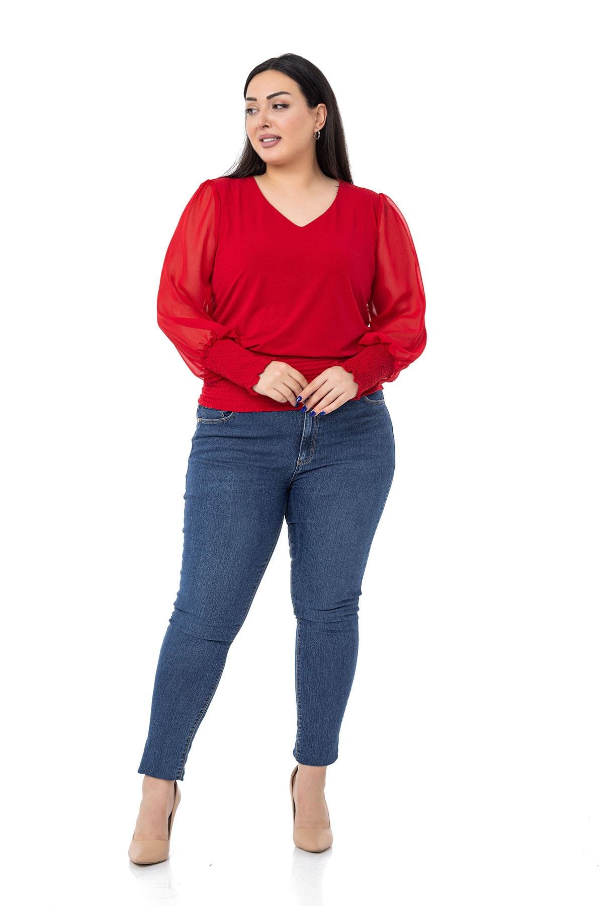 TEK KALANLARBüyük Beden V Yaka Kolları Şifon Beli ve Kol Ağzı Gipeli Kırmızı BluzDISENTIS MODESTBüyük Beden V Yaka Kolları Şifon Beli ve Kol Ağzı Gipeli Kırmızı Bluz