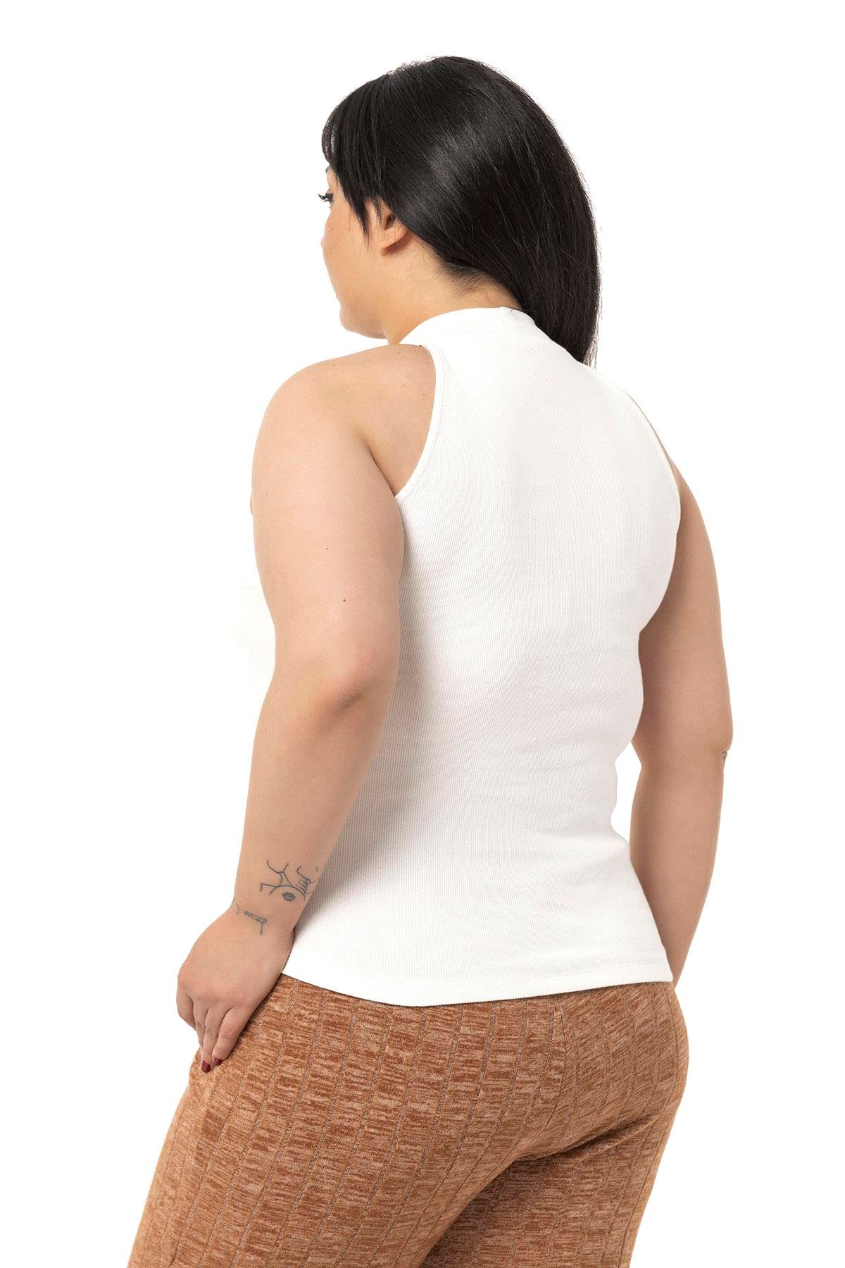 TopDISENTIS MODEST GENC BUYUK BEDEN KAŞKORSE YARIM BALIKCI HALTER YAKA BODYDISENTIS MODESTBüyük Beden Halter Yaka Yarım Balıkçı Fitilli Kaşkorse Ekru Body