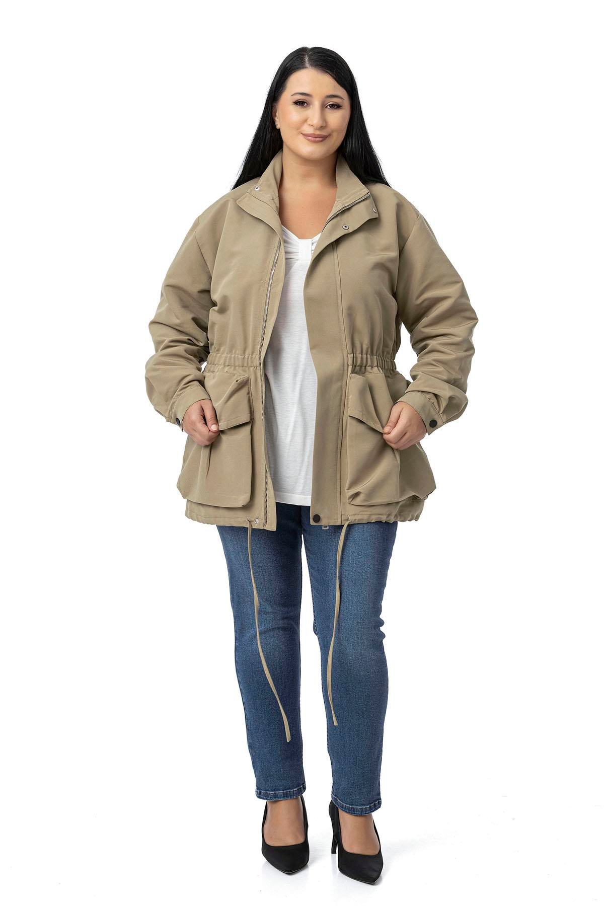 TrençkotDisentis Modest Büyük Beden Çıtçıt ve Fermuar Kapamalı Beli Büzgülü Astarlı Çağla Yeşili TrençkotDISENTIS MODESTBüyük Beden Çıtçıt ve Fermuar Kapamalı Beli Büzgülü Astarlı Çağla Yeşili Trençkot