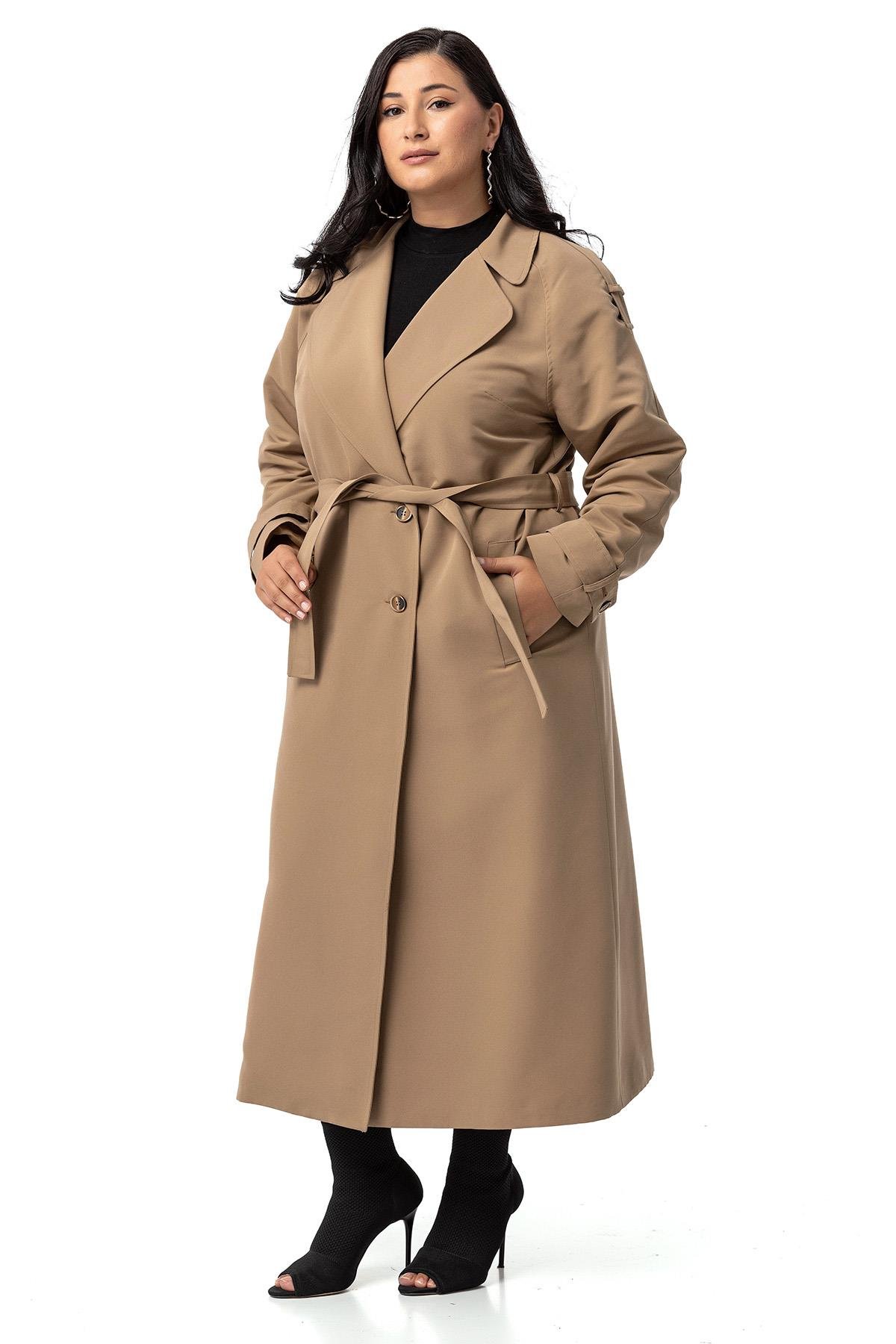 TrençkotDisentis Modest Büyük Beden Mono Yaka Kruvaze Kapamalı Yırtmaçlı Astarlı Uzun Vizon TrençkotDISENTIS MODESTBüyük Beden Mono Yaka Kruvaze Kapamalı Yırtmaçlı Astarlı Uzun Vizon Trençkot