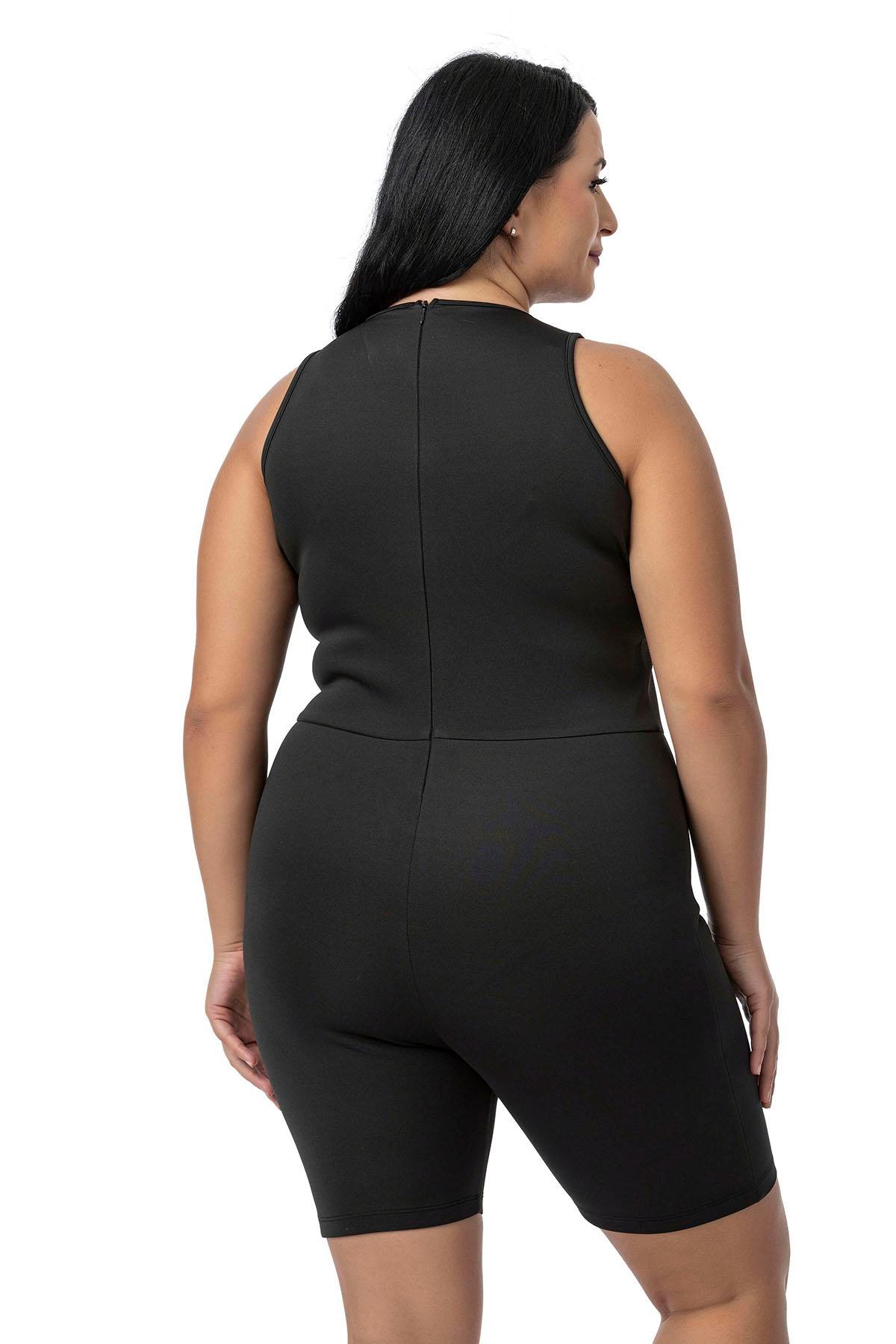 TULUMDisentis Modest Büyük Beden Arkadan Fermuarlı Siyah Kısa Taytlı TulumDISENTIS MODESTBüyük Beden Arkadan Fermuarlı Siyah Kısa Taytlı Tulum