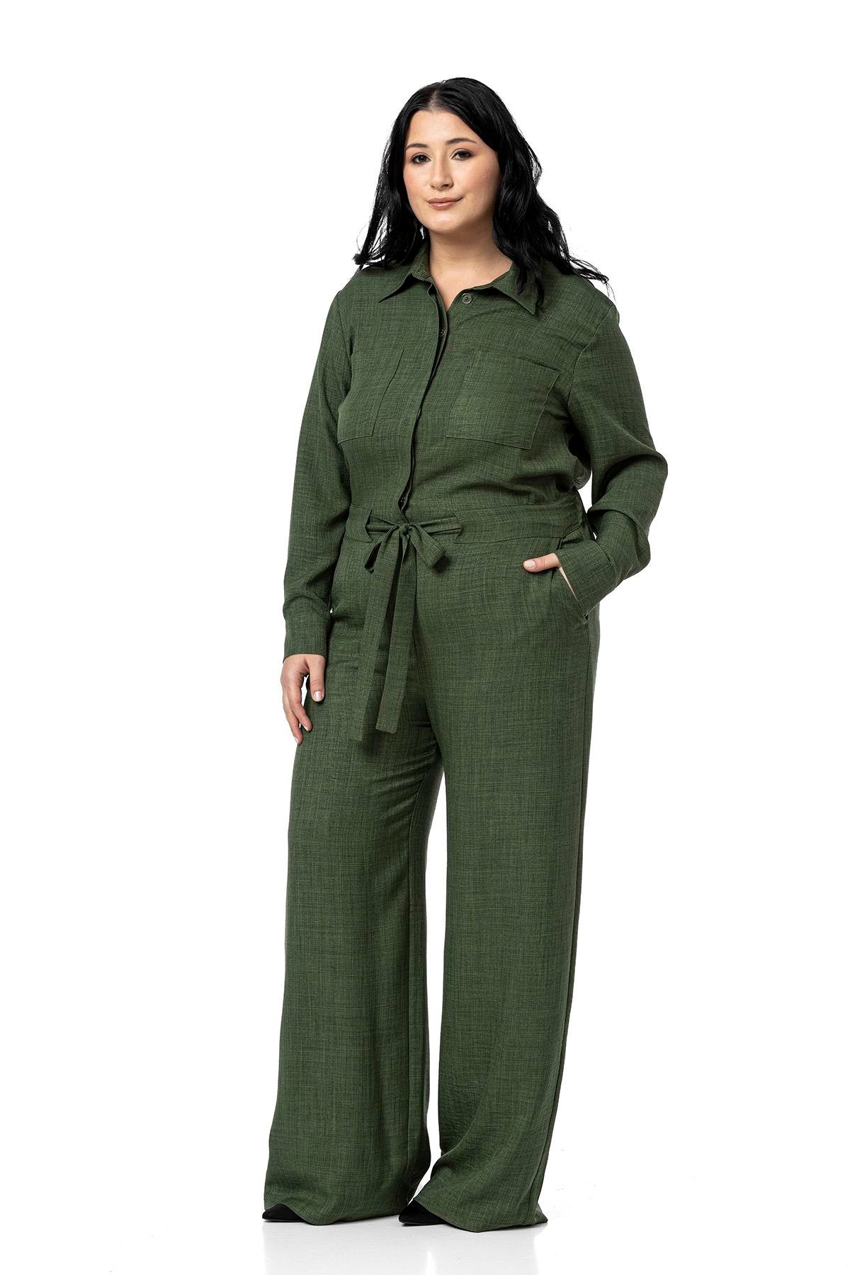 TULUMDisentis Modest Büyük Beden Beli Tünelli ve Arkadan Lastikli Geniş Paça Haki TulumDISENTIS MODESTBüyük Beden Beli Tünelli ve Arkadan Lastikli Geniş Paça Haki Tulum