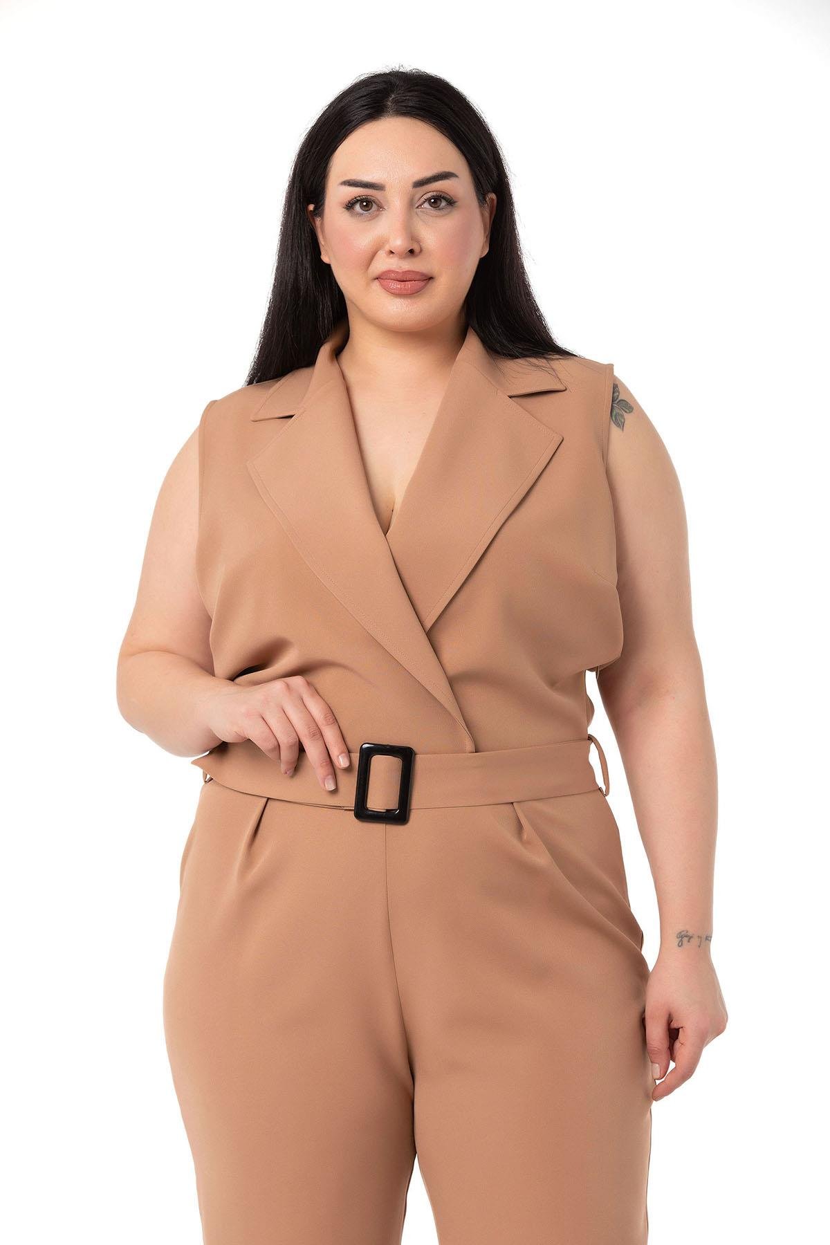 TulumDISENTIS MODEST GENC BUYUK BEDEN KRUVAZE TULUMDISENTIS MODESTBüyük Beden Kruvaze Beli Lastikli Fermuar Kapamalı Kemerli Vizon Tulum