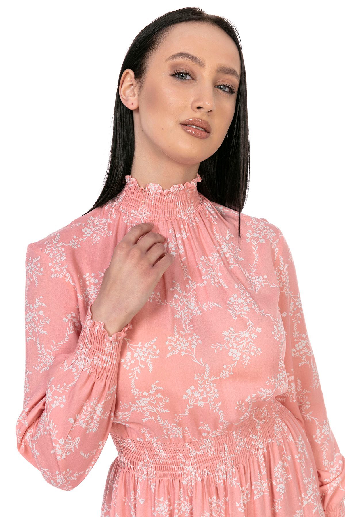 Yakası Kolları ve Beli Gipeli Küçük Çiçekli Pembe Tunik Elbise