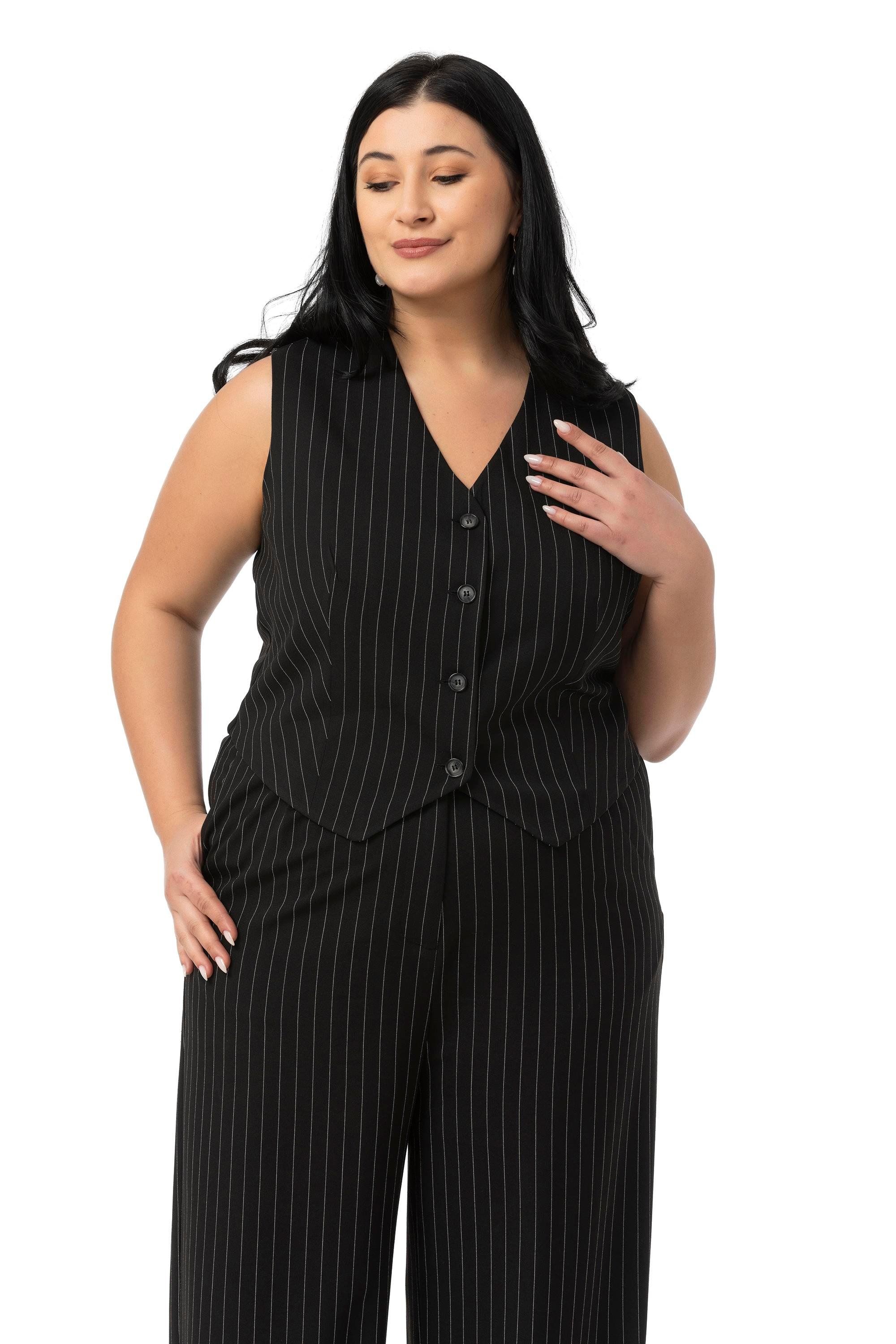 Yelek | Pantolon TakımlarDisentis Modest Büyük Beden Çizgili Yelek Pantolon Siyah İkili TakımDISENTIS MODESTBüyük Beden Çizgili Yelek Pantolon Siyah İkili Takım