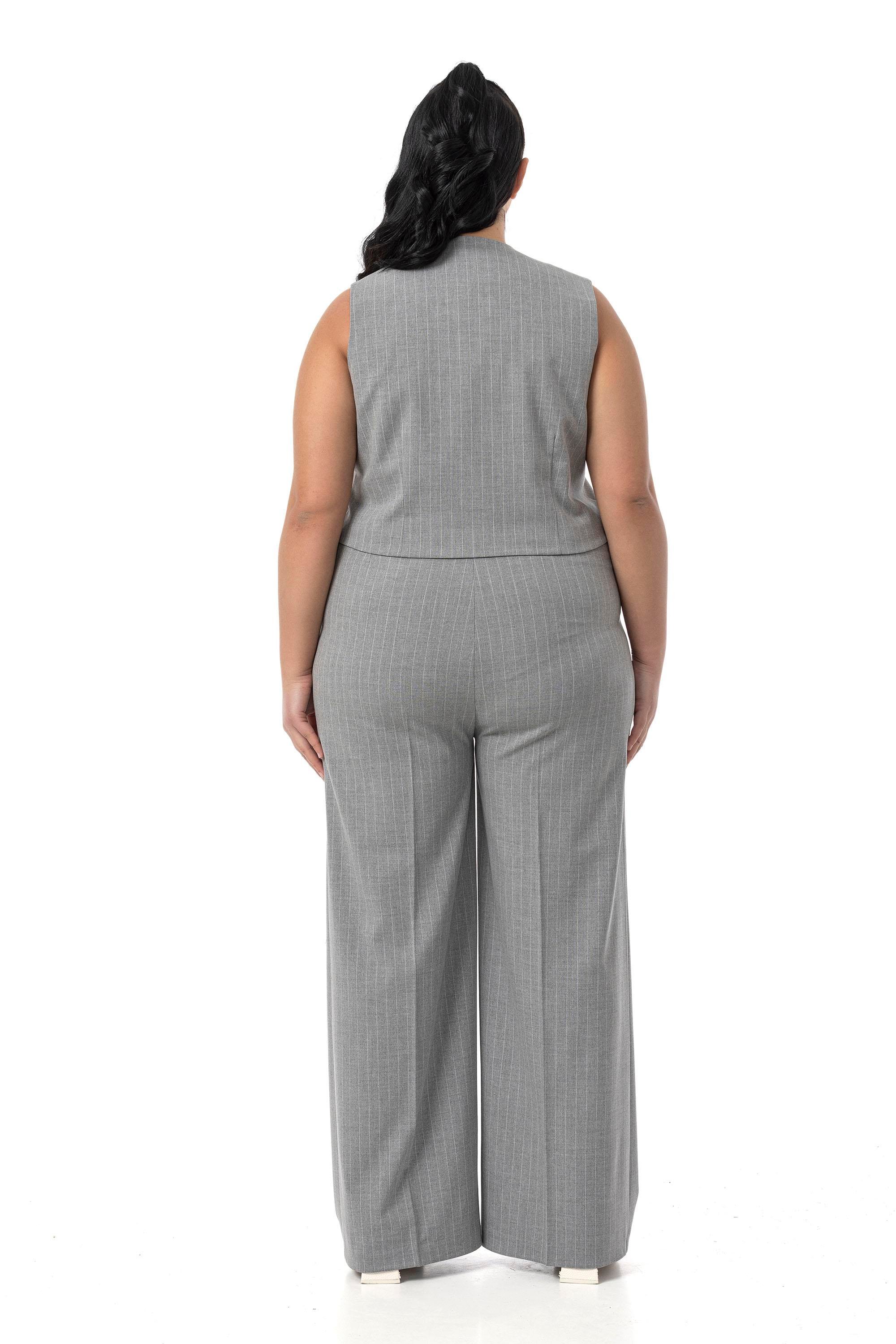 Yelek | Pantolon TakımlarDisentis Modest Büyük Beden Çizgili Yelek Pantolon Gri İkili TakımDISENTIS MODESTBüyük Beden Çizgili Yelek Pantolon Gri İkili Takım