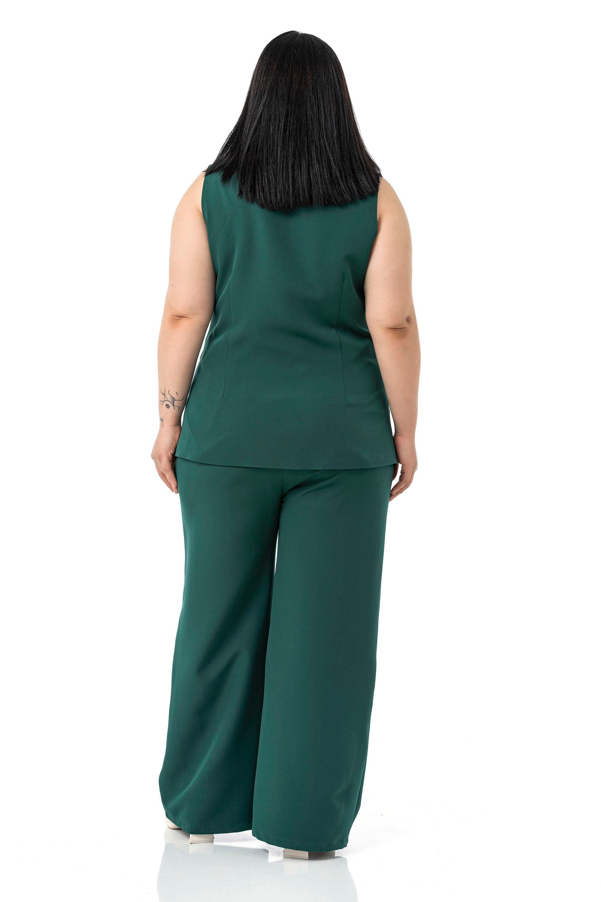 Yelek | Pantolon TakımlarDisentis Modest Büyük Beden Kaplama Düğmeli Yelek Pantolon Zümrüt Yeşili İkili TakımDISENTIS MODESTBüyük Beden Kaplama Düğmeli Yelek Pantolon Zümrüt Yeşili İkili Takım