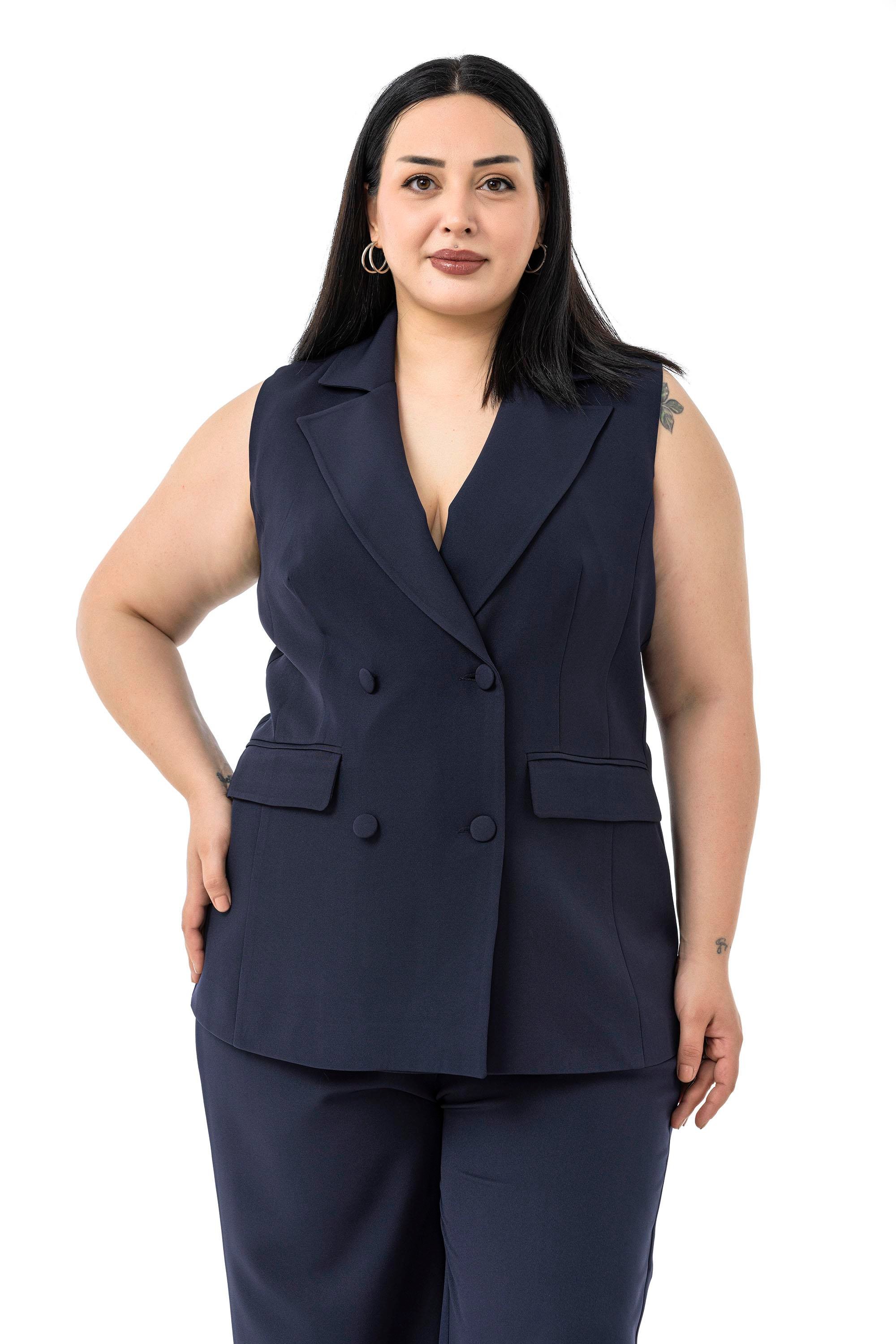 Yelek | Pantolon TakımlarDisentis Modest Büyük Beden Kaplama Düğmeli Yelek Pantolon Lacivert İkili TakımDISENTIS MODESTBüyük Beden Kaplama Düğmeli Yelek Pantolon Lacivert İkili Takım