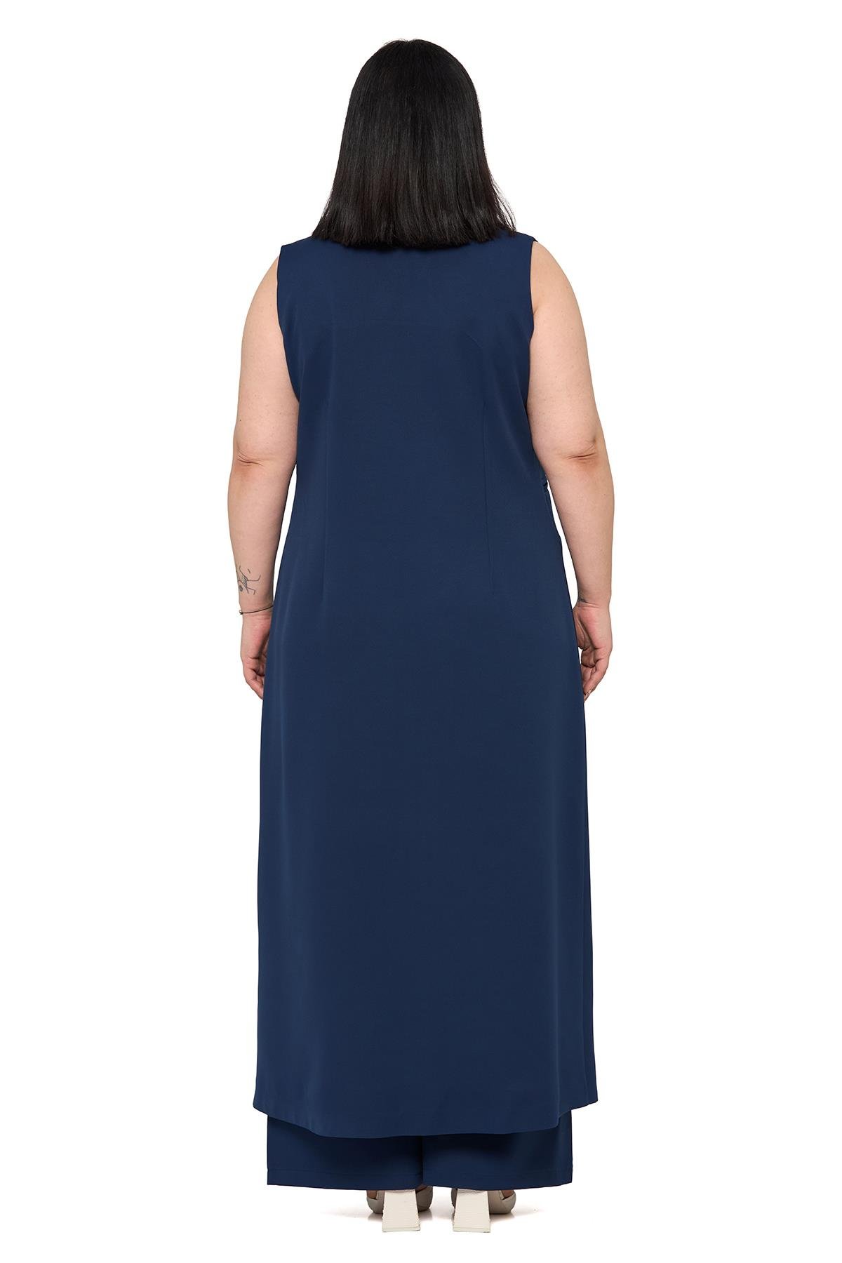 Yelek | Pantolon TakımlarDisentis Modest Büyük Beden Maxi Yelek Pantolon Lacivert İkili TakımDISENTIS MODESTBüyük Beden Maxi Yelek Pantolon Lacivert İkili Takım