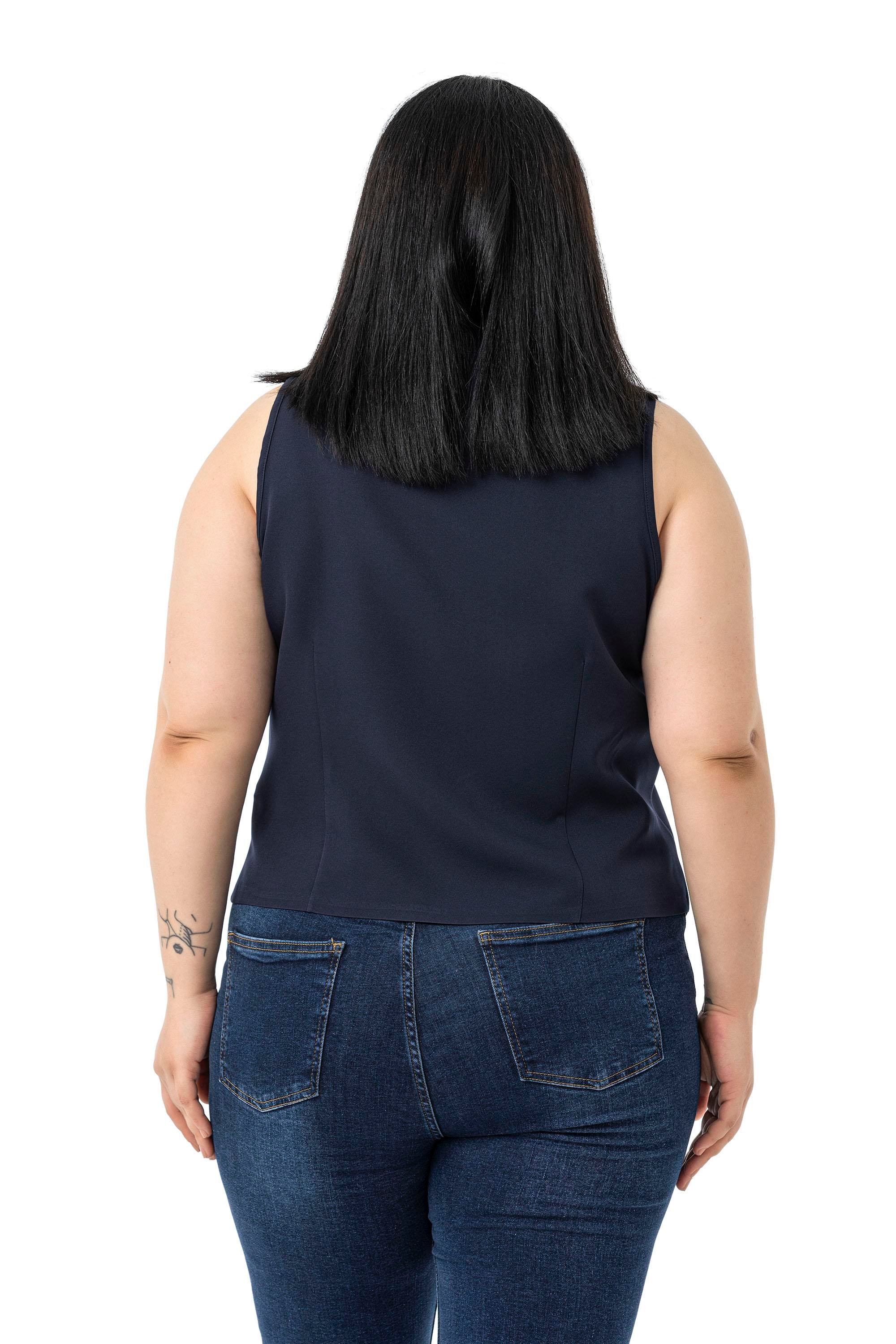 VestsDisentis Modest Büyük Beden Düğme Detaylı Lacivert Bluzan YelekDISENTIS MODESTBüyük Beden Düğme Detaylı Lacivert Bluzan Yelek