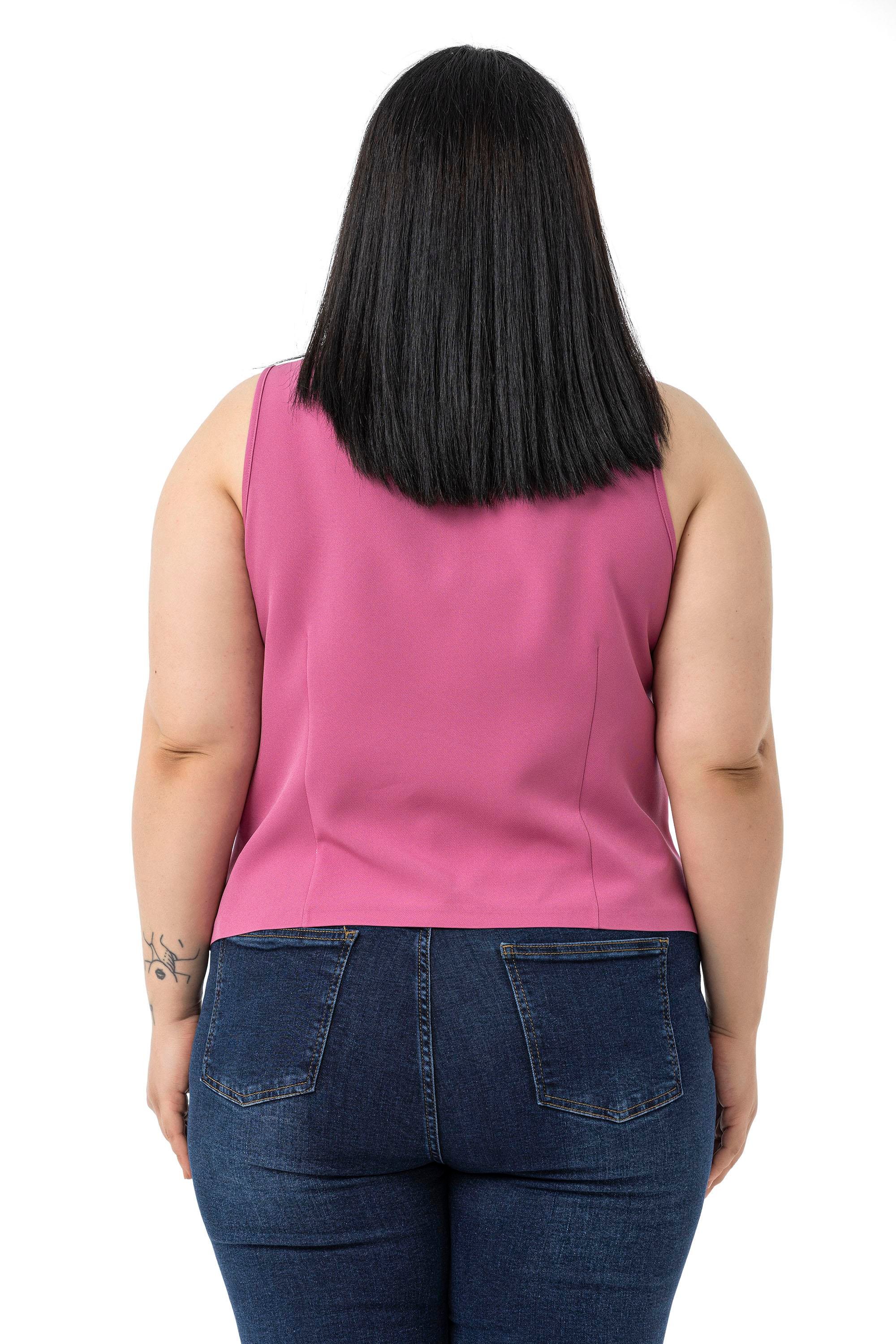 VestsDisentis Modest Büyük Beden Düğme Detaylı Pembe Bluzan YelekDISENTIS MODESTBüyük Beden Düğme Detaylı Pembe Bluzan Yelek