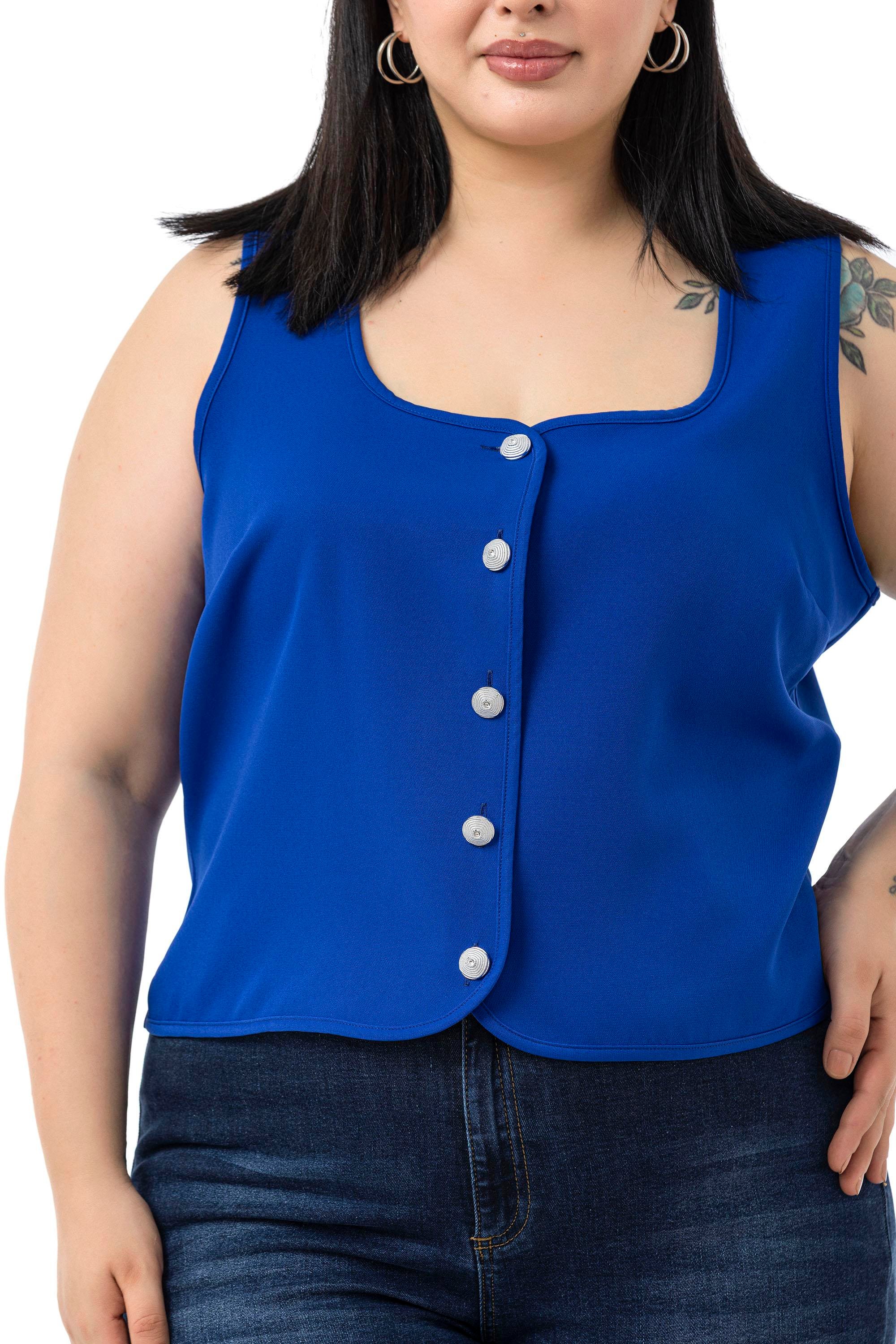 VestsDisentis Modest Büyük Beden Düğme Detaylı Saks Mavi Bluzan YelekDISENTIS MODESTBüyük Beden Düğme Detaylı Saks Mavi Bluzan Yelek