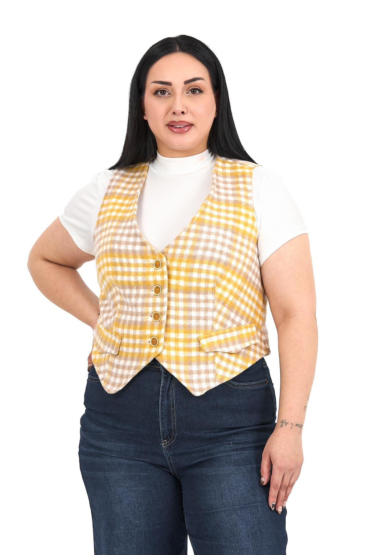 YelekDisentis Modest Büyük Beden Düğme Kapamalı Cep Kapaklı Astarlı Kısa Kareli Hardal YelekDISENTIS MODESTBüyük Beden Düğme Kapamalı Cep Kapaklı Astarlı Kısa Kareli Hardal Yelek