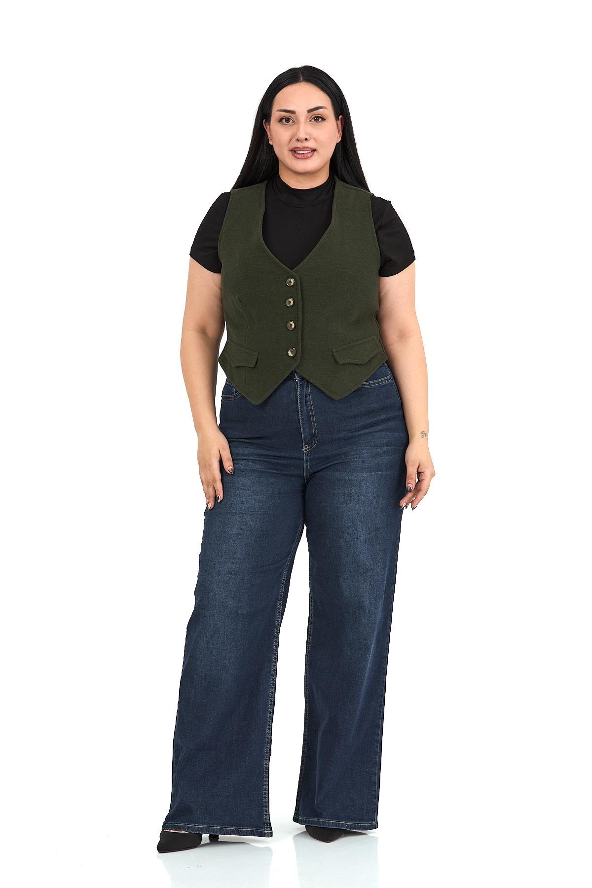 YelekDisentis Modest Büyük Beden Düğme Kapamalı Cep Kapaklı Astarlı Kısa Fitilli Haki YelekDISENTIS MODESTBüyük Beden Düğme Kapamalı Cep Kapaklı Astarlı Kısa Fitilli Haki Yelek