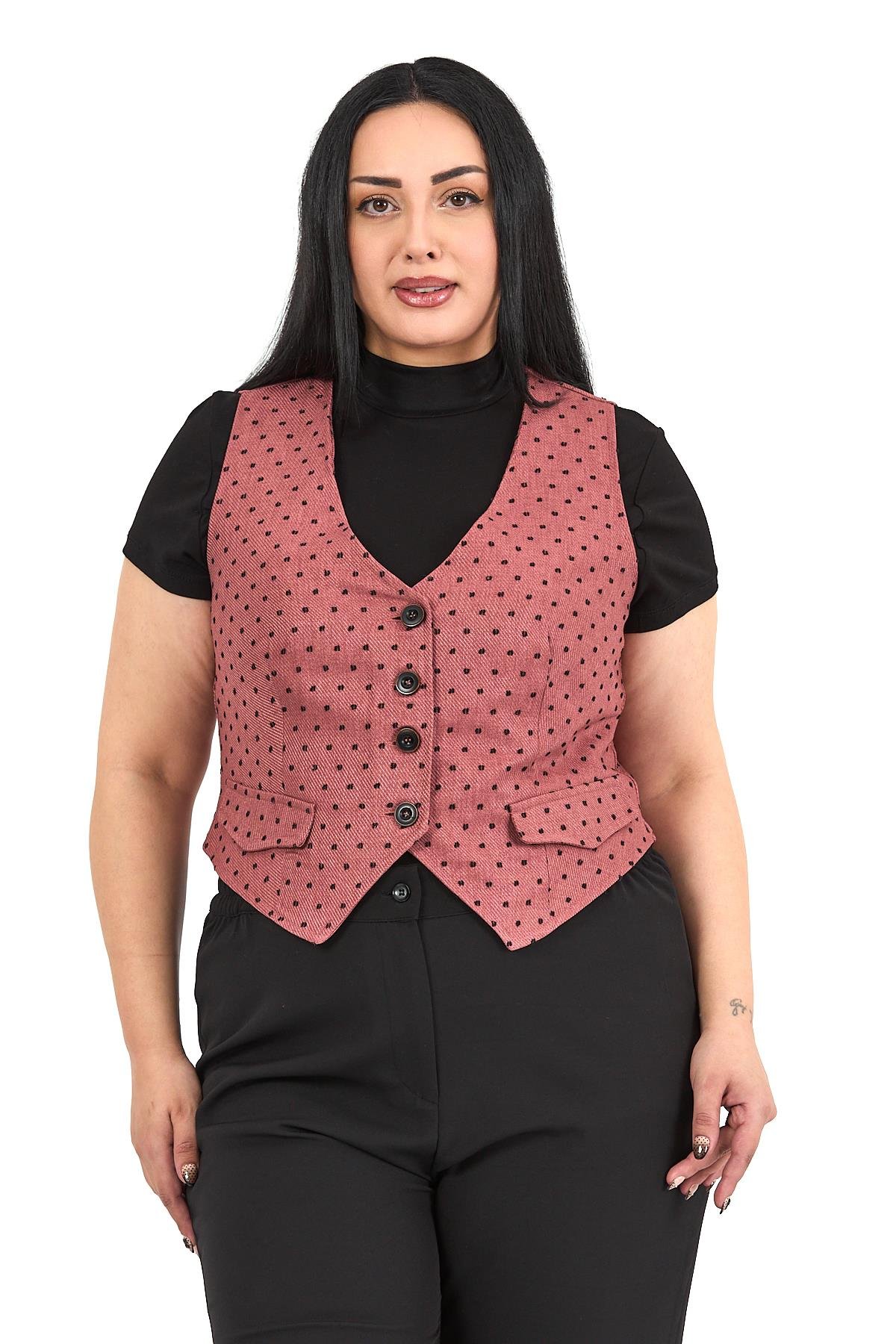 YelekDisentis Modest Büyük Beden Düğme Kapamalı Cep Kapaklı Astarlı Kısa Puanlı Gül Kurusu YelekDISENTIS MODESTBüyük Beden Düğme Kapamalı Cep Kapaklı Astarlı Kısa Puanlı Gül Kurusu Yelek