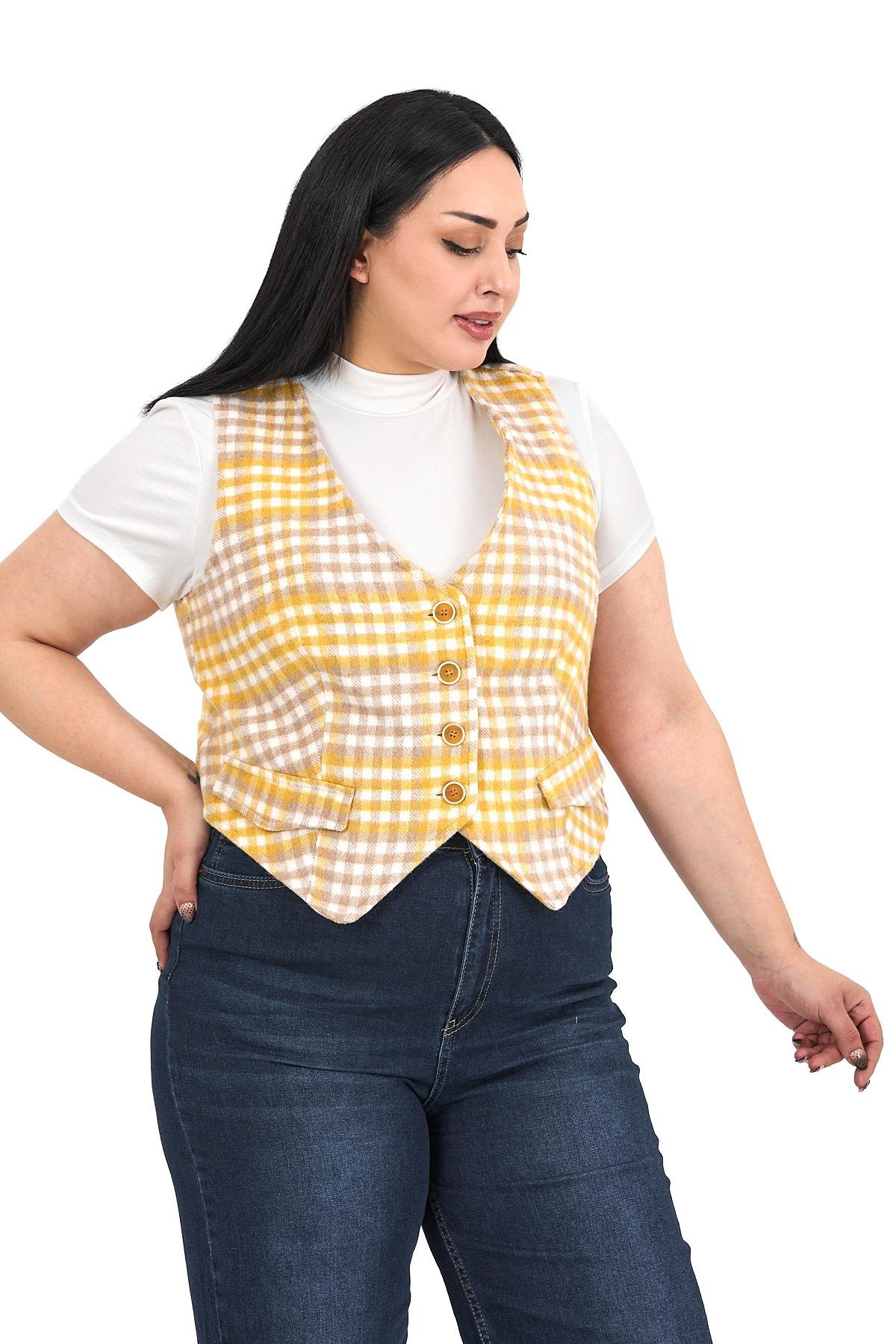 YelekDisentis Modest Büyük Beden Düğme Kapamalı Cep Kapaklı Astarlı Kısa Kareli Hardal YelekDISENTIS MODESTBüyük Beden Düğme Kapamalı Cep Kapaklı Astarlı Kısa Kareli Hardal Yelek