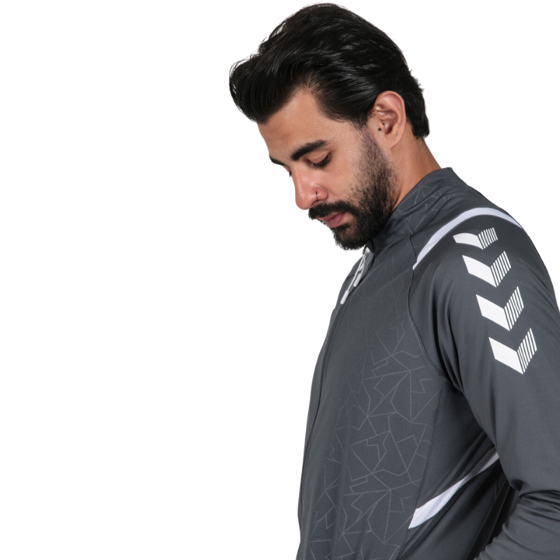 erkek eşofman üstü hummel