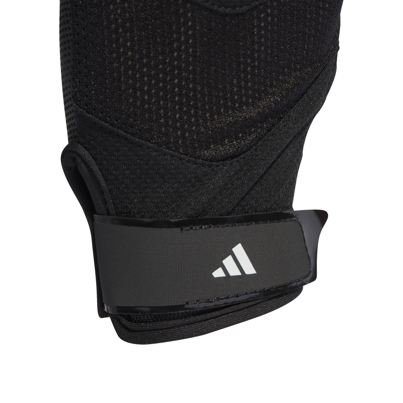 TRAINING GLOVE
