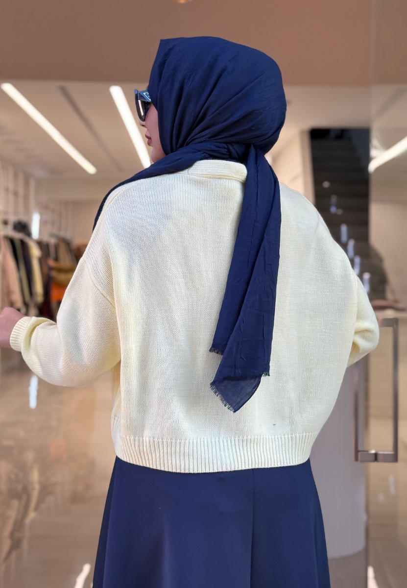 Kadriye Baştürk Sarı Hırka