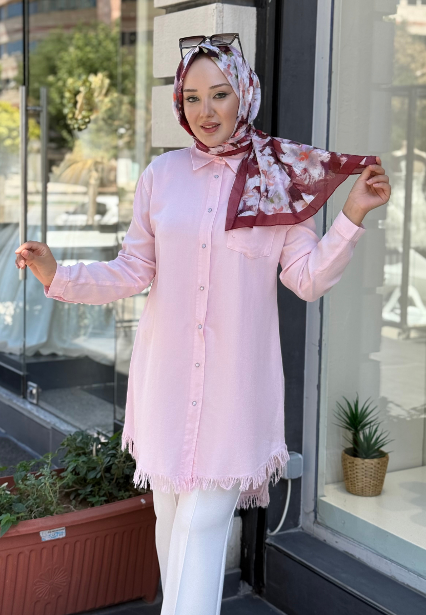 Pembe Püsküllü Tensel Gömlek