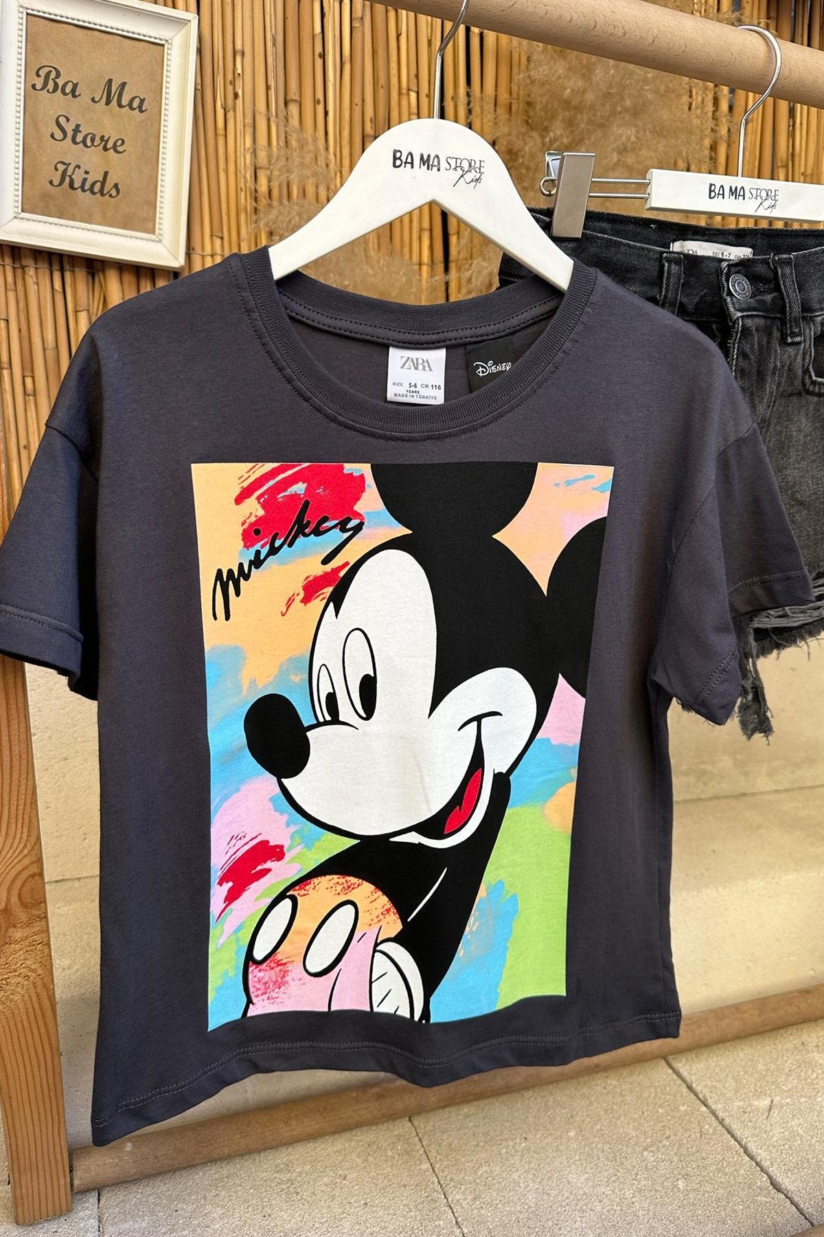 Mickey Tshirt