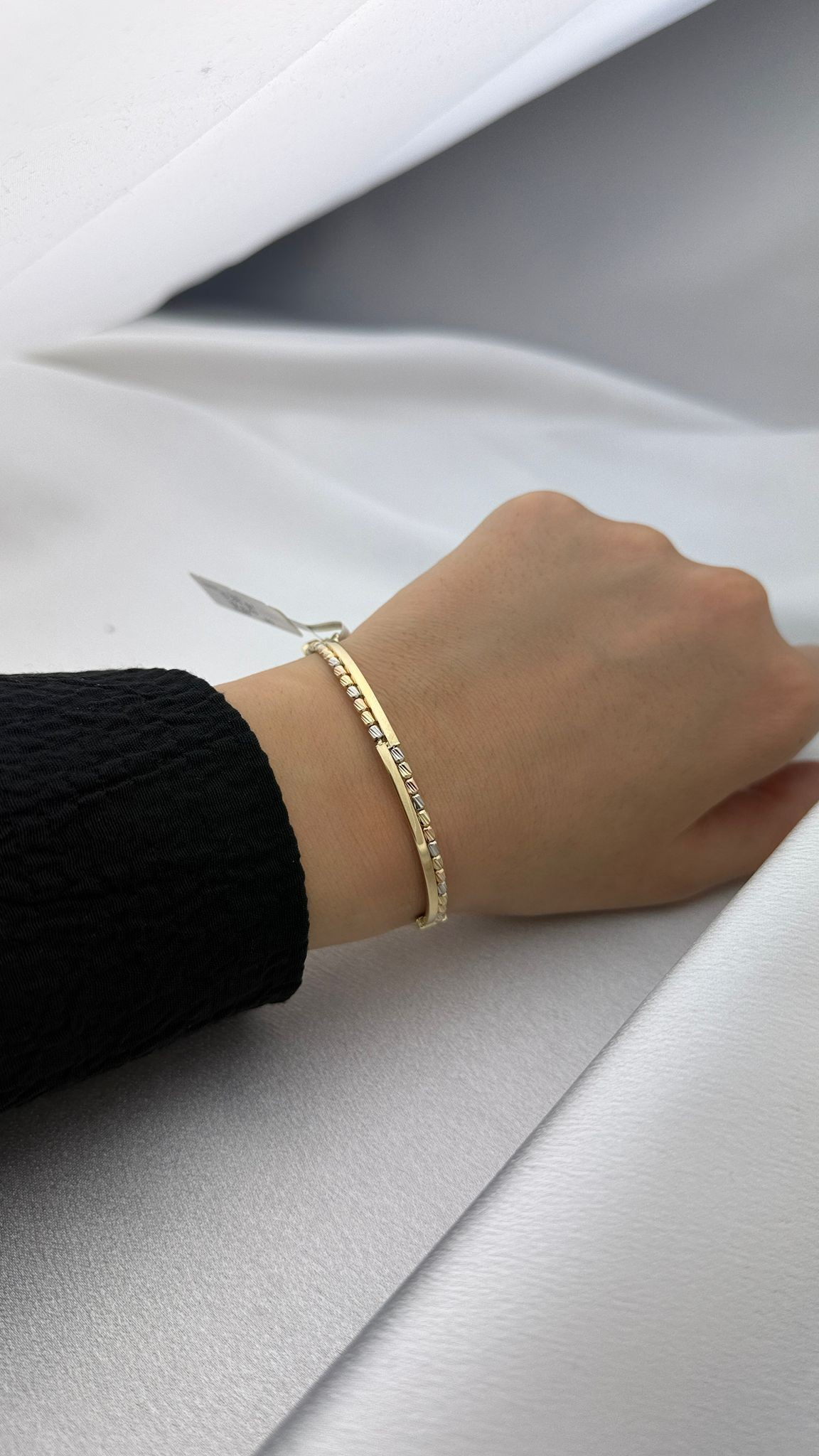 Çapraz Tasarım Kelepçe Bilezik