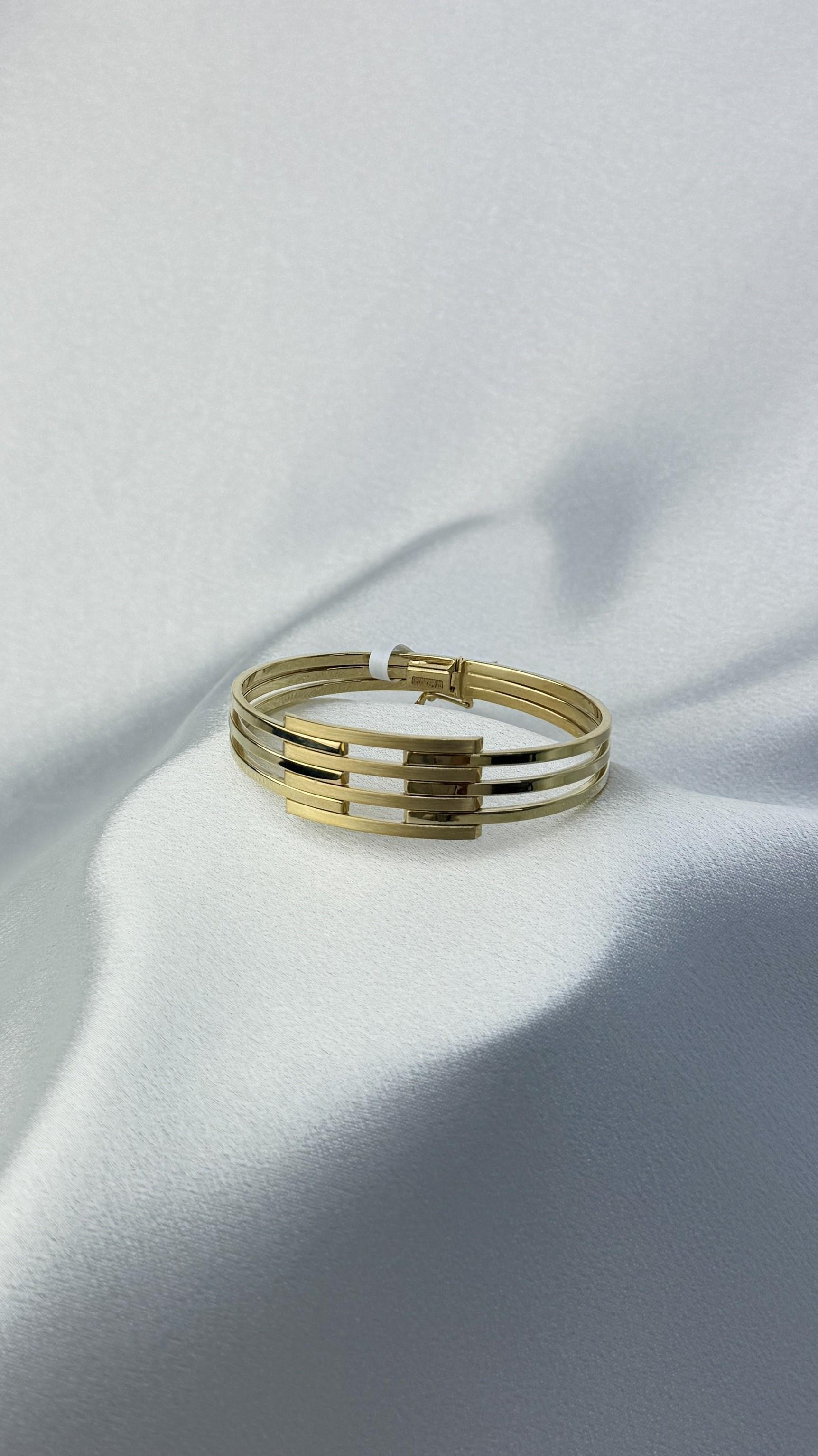 Dört Sıralı Altın Kelepçe Bilezik