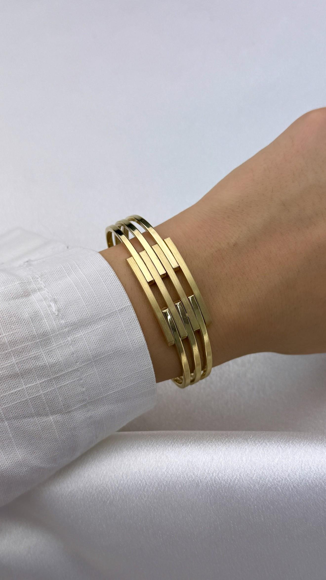 Dört Sıralı Altın Kelepçe Bilezik