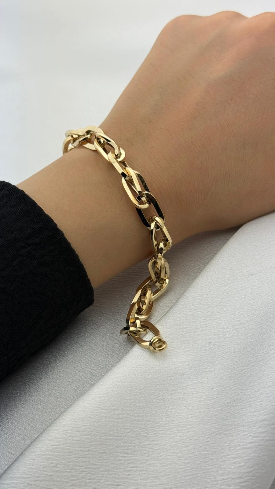 Halkalı Modern Bileklik