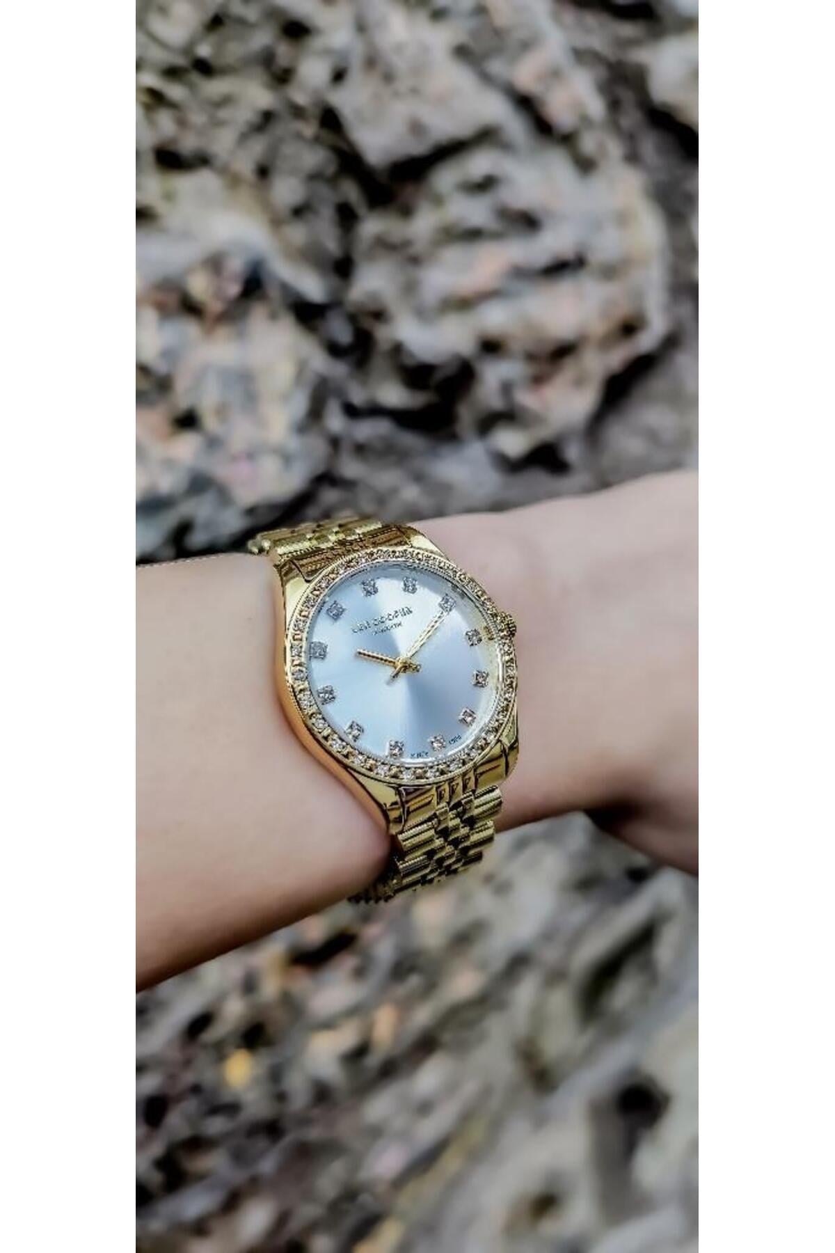 LC07818.130 Kadın Kol Saati