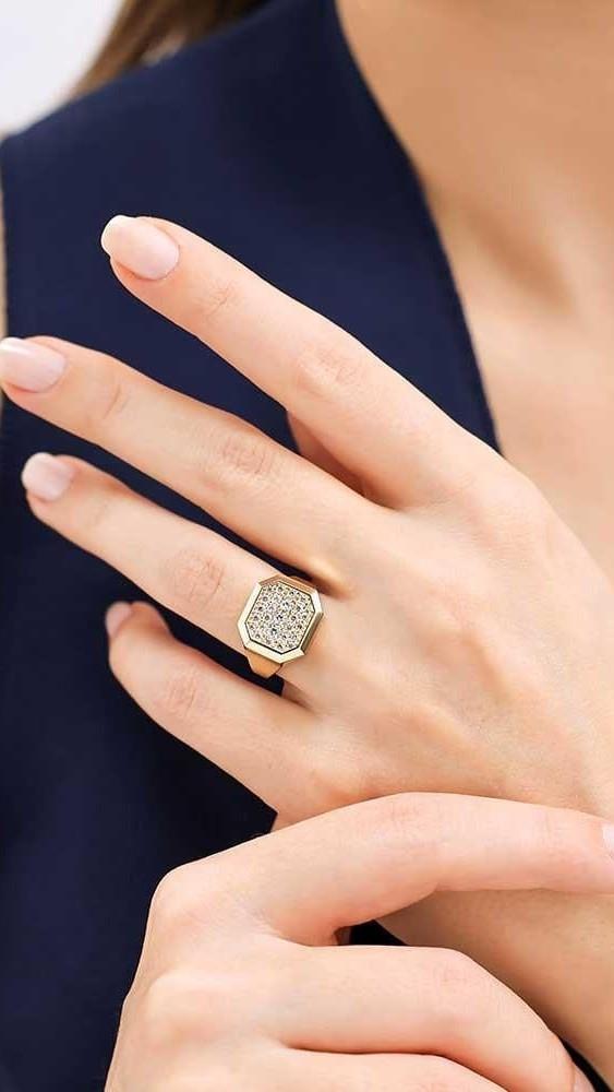 Taşlı Trend Yüzük