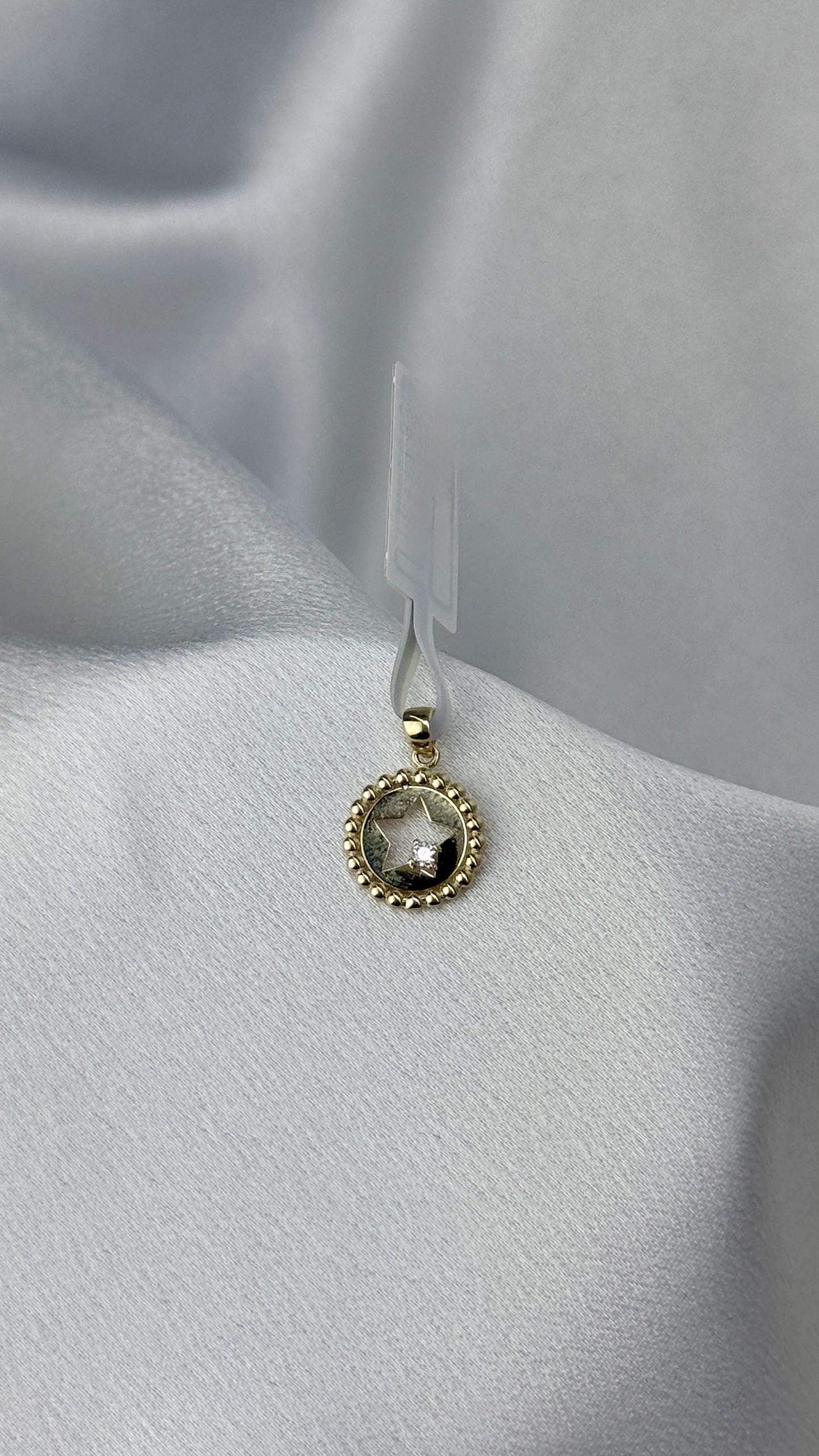 Taşlı Yıldız Figürlü Altın Kolye Ucu