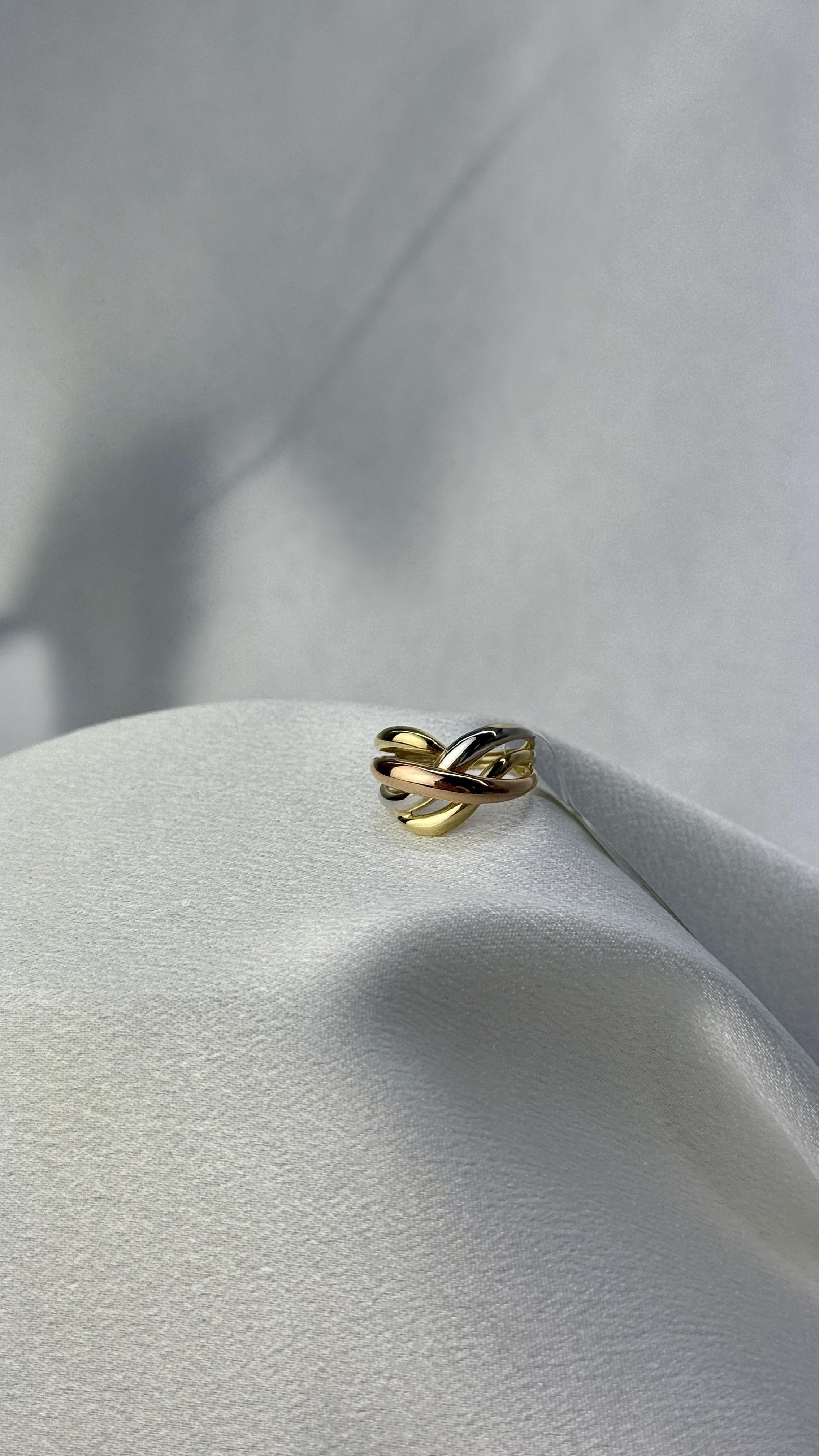 Üç Renk Sarmal Altın Yüzük