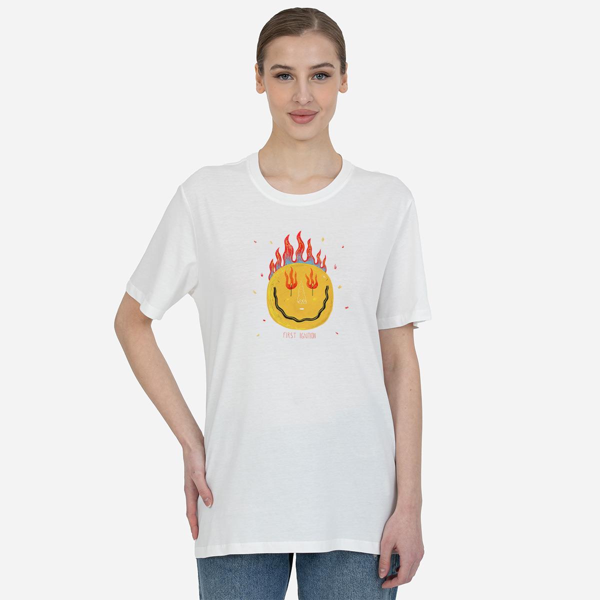Tshirt Smile Kadın