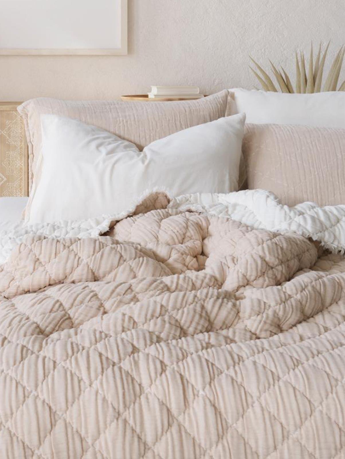 Atlas Çift Kişilik Yatak Örtüsü & Yorgan Seti - Bej