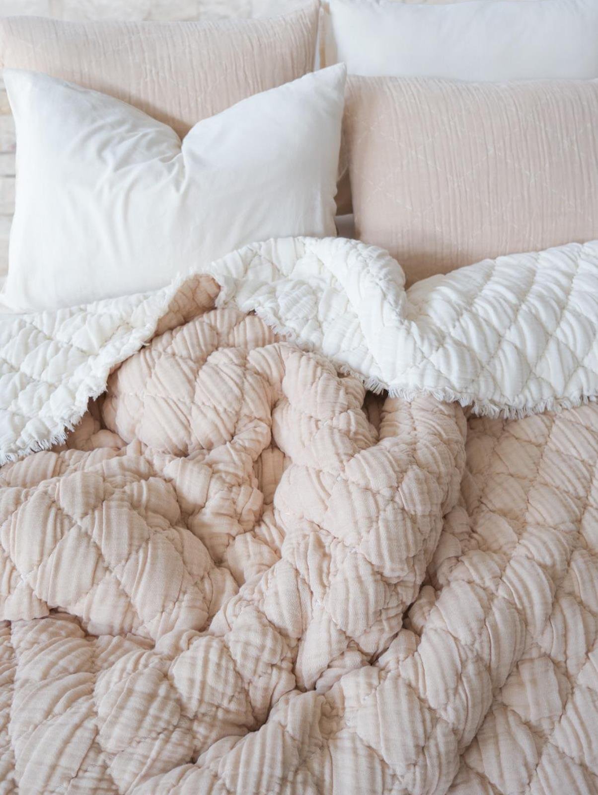 Atlas Çift Kişilik Yatak Örtüsü & Yorgan Seti - Bej